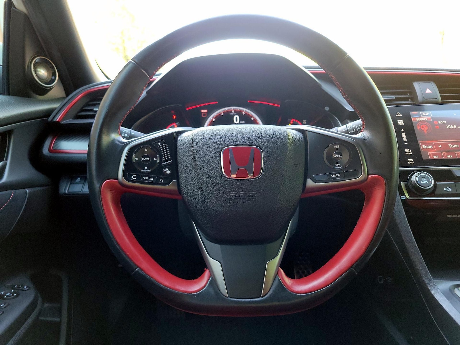 2018 Honda Civic Hatchback Type-R - Photo 9