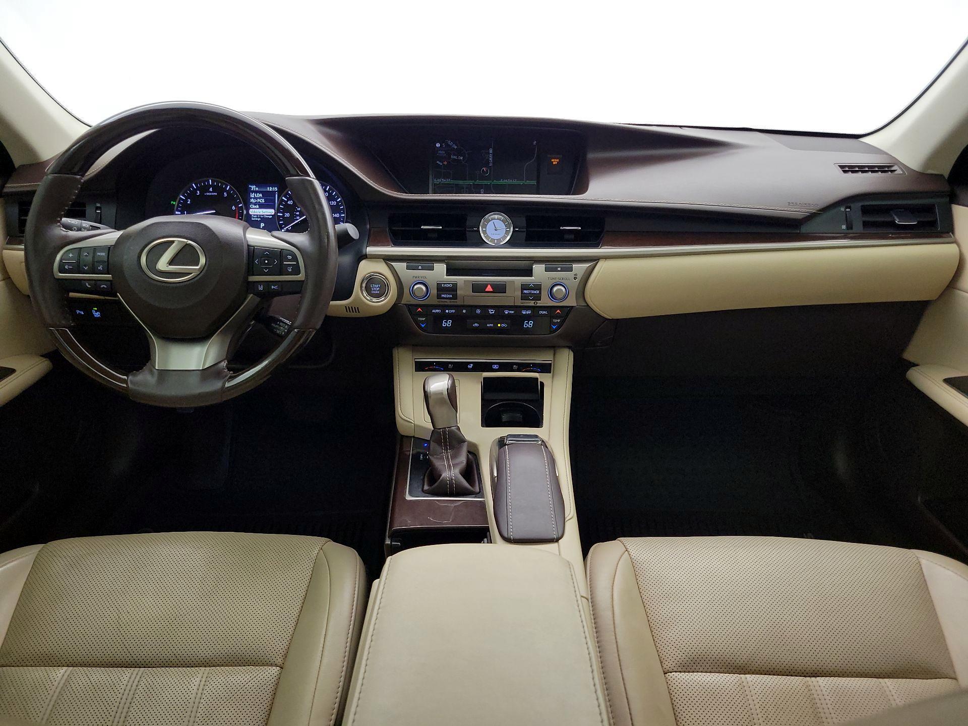 Thumbnail: 2017 Lexus ES - 9