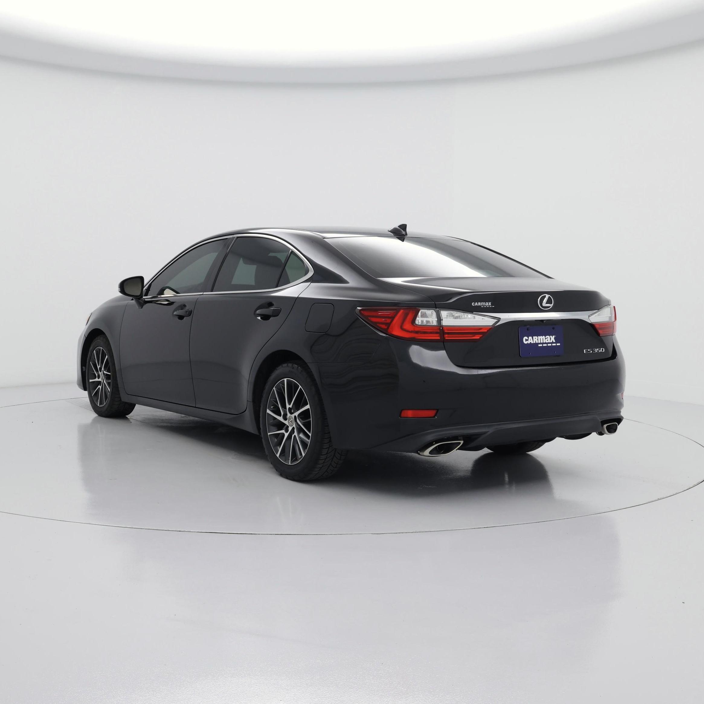 Thumbnail: 2017 Lexus ES - 2