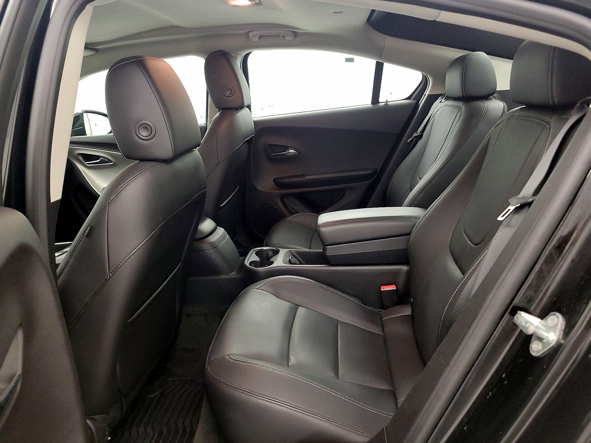Thumbnail: 2015 Chevrolet Volt - 19