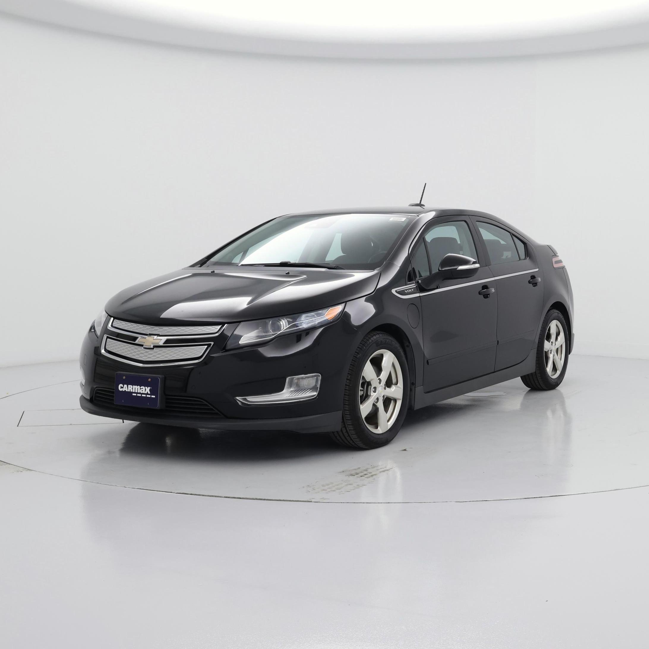 Thumbnail: 2015 Chevrolet Volt - 4