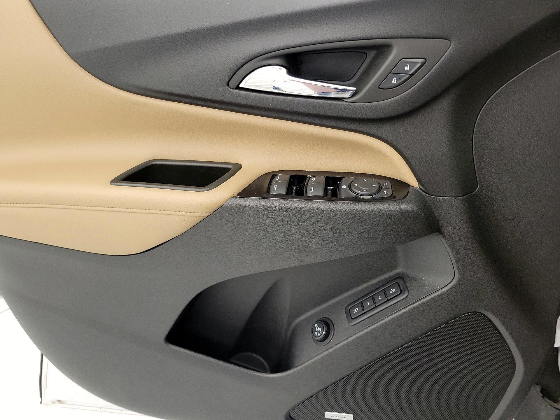 Thumbnail: 2023 Chevrolet Equinox - 12