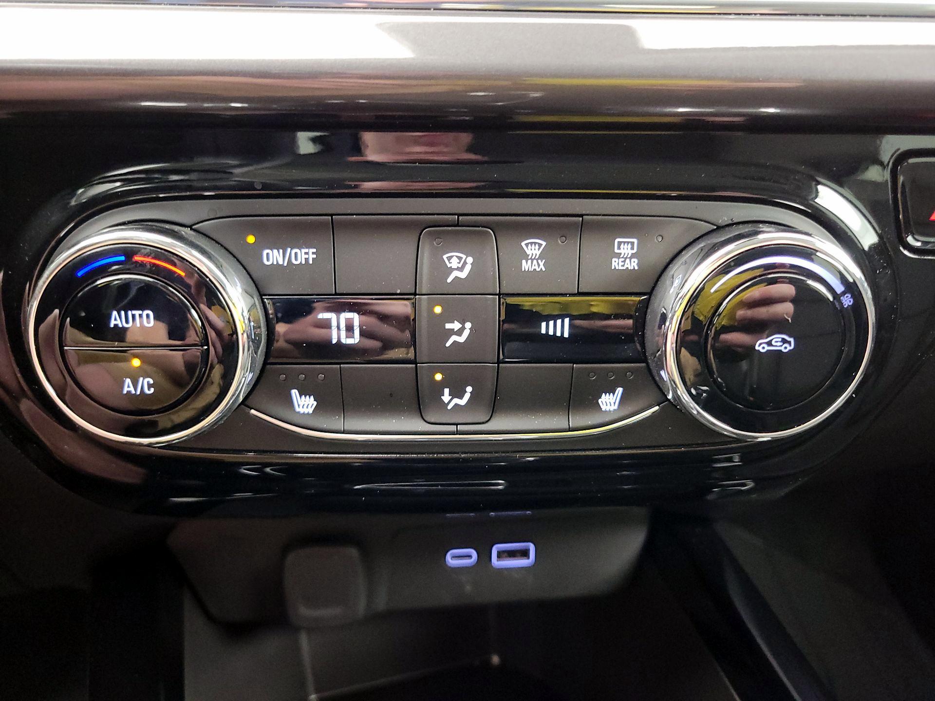 Thumbnail: 2025 Chevrolet Trax - 16