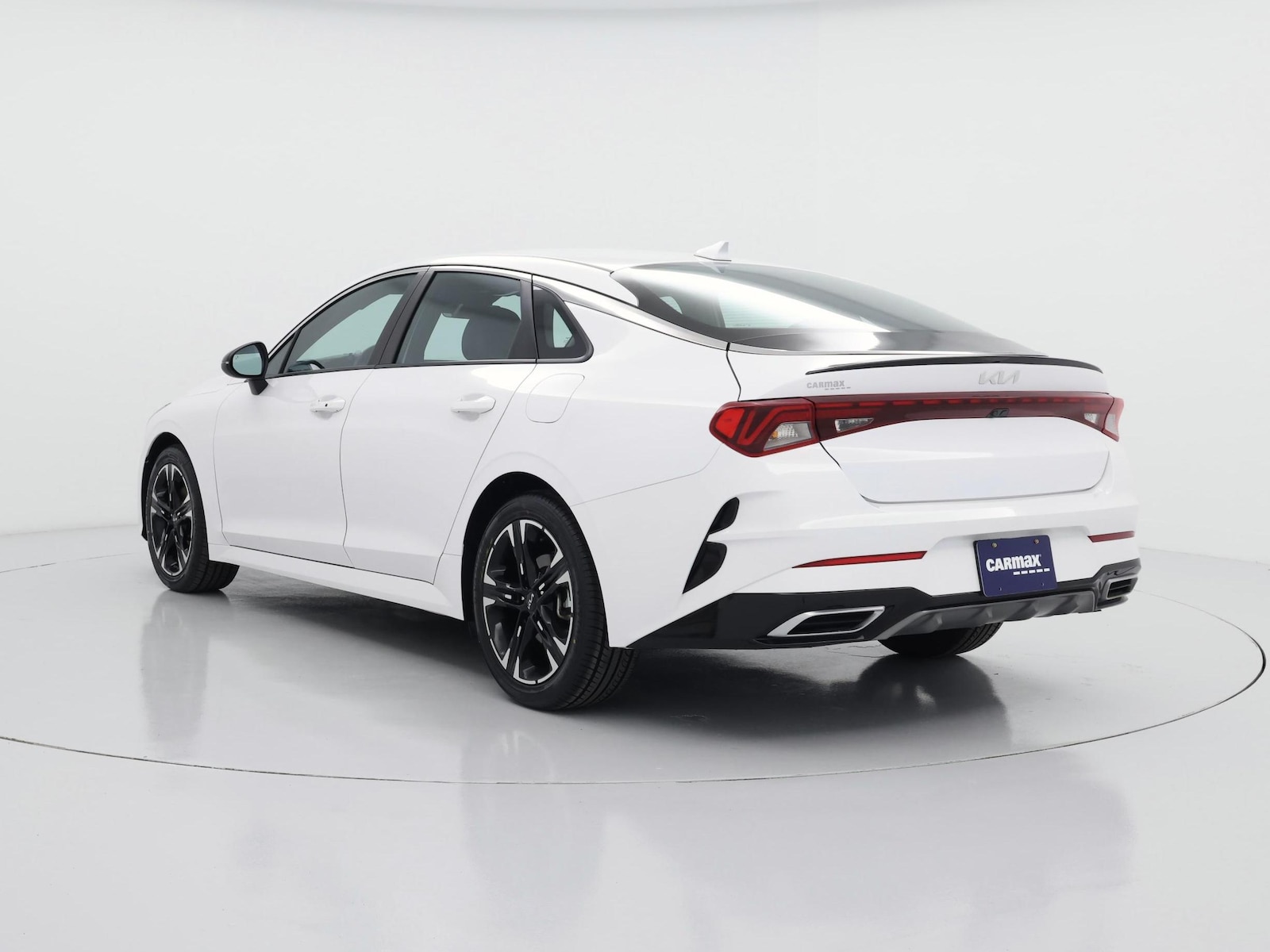 2024 Kia K5 GT-Line - Photo 3