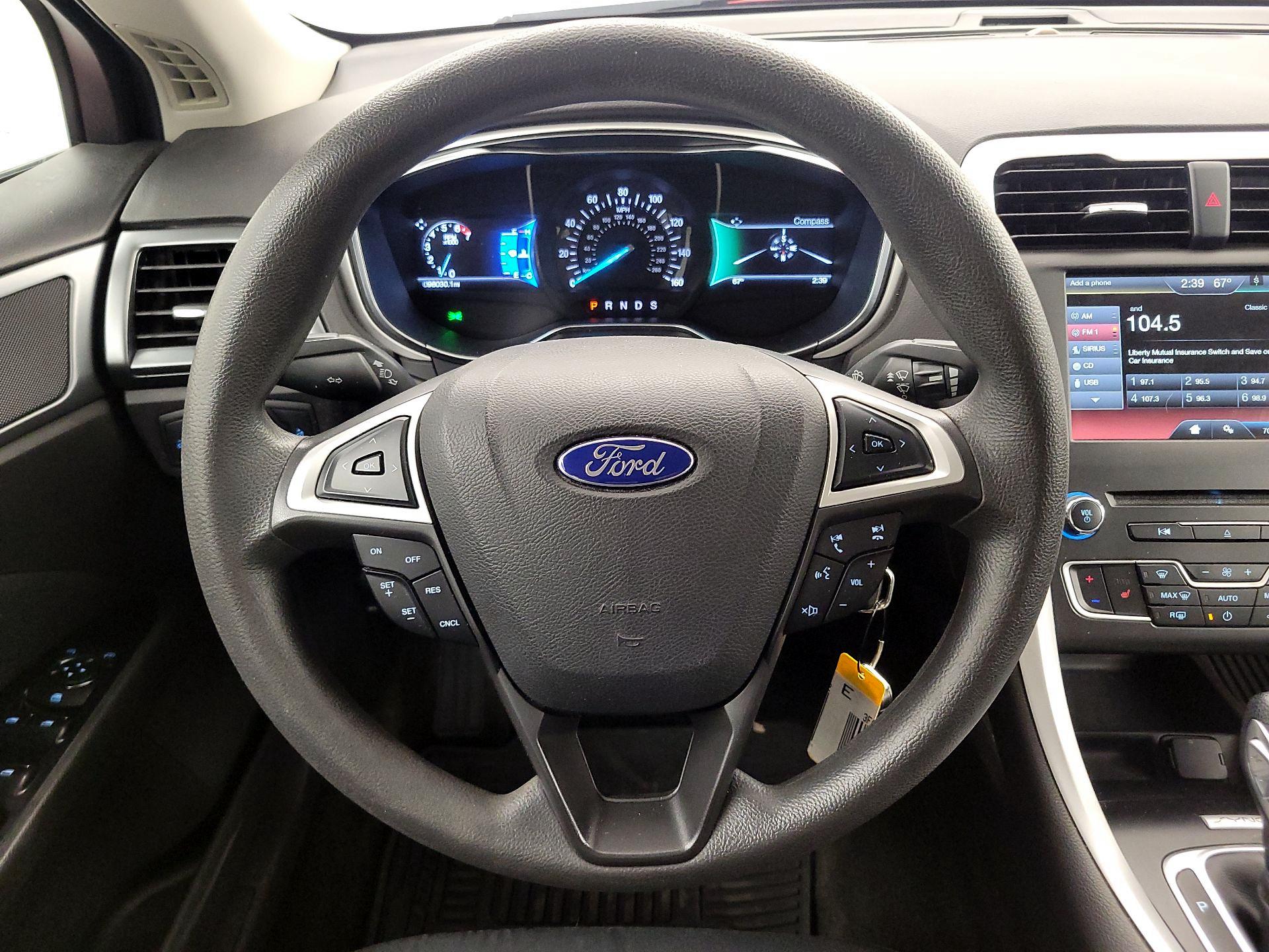 Thumbnail: 2016 Ford Fusion - 10