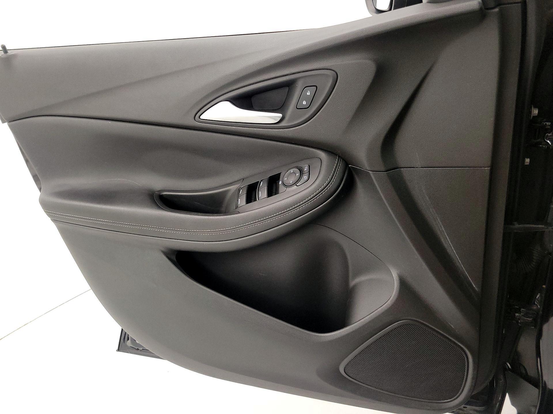 Thumbnail: 2021 Buick Encore GX - 12