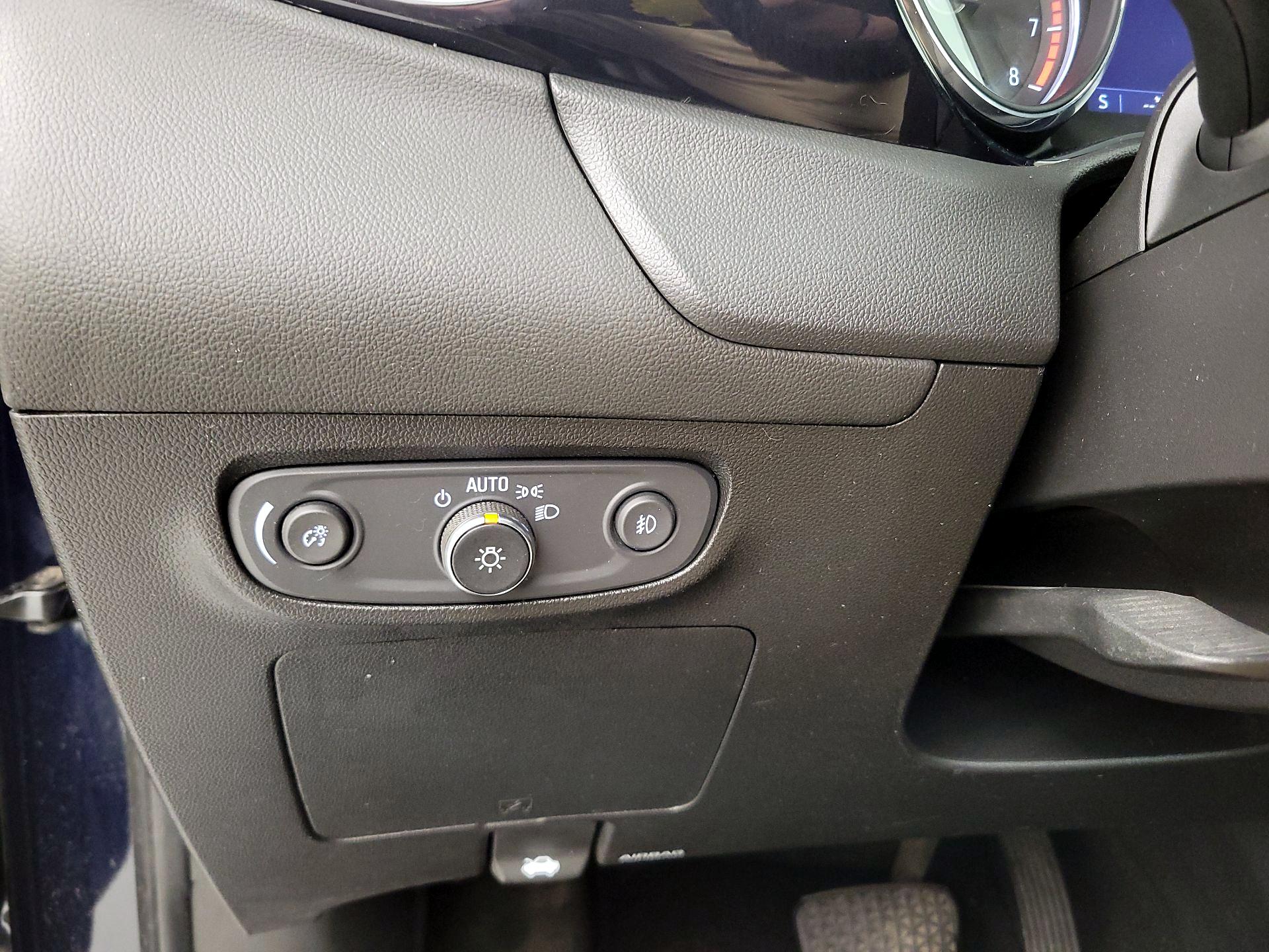 Thumbnail: 2021 Buick Encore GX - 13