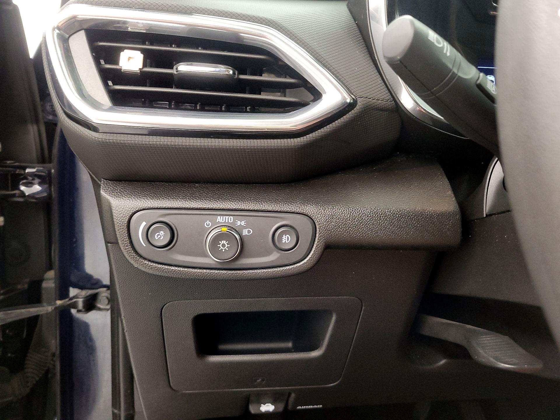 Thumbnail: 2021 Chevrolet TrailBlazer - 13