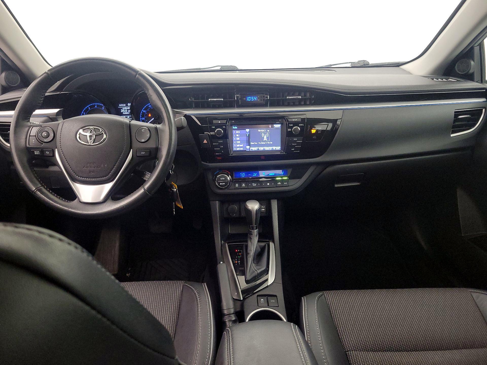 Thumbnail: 2014 Toyota Corolla - 9