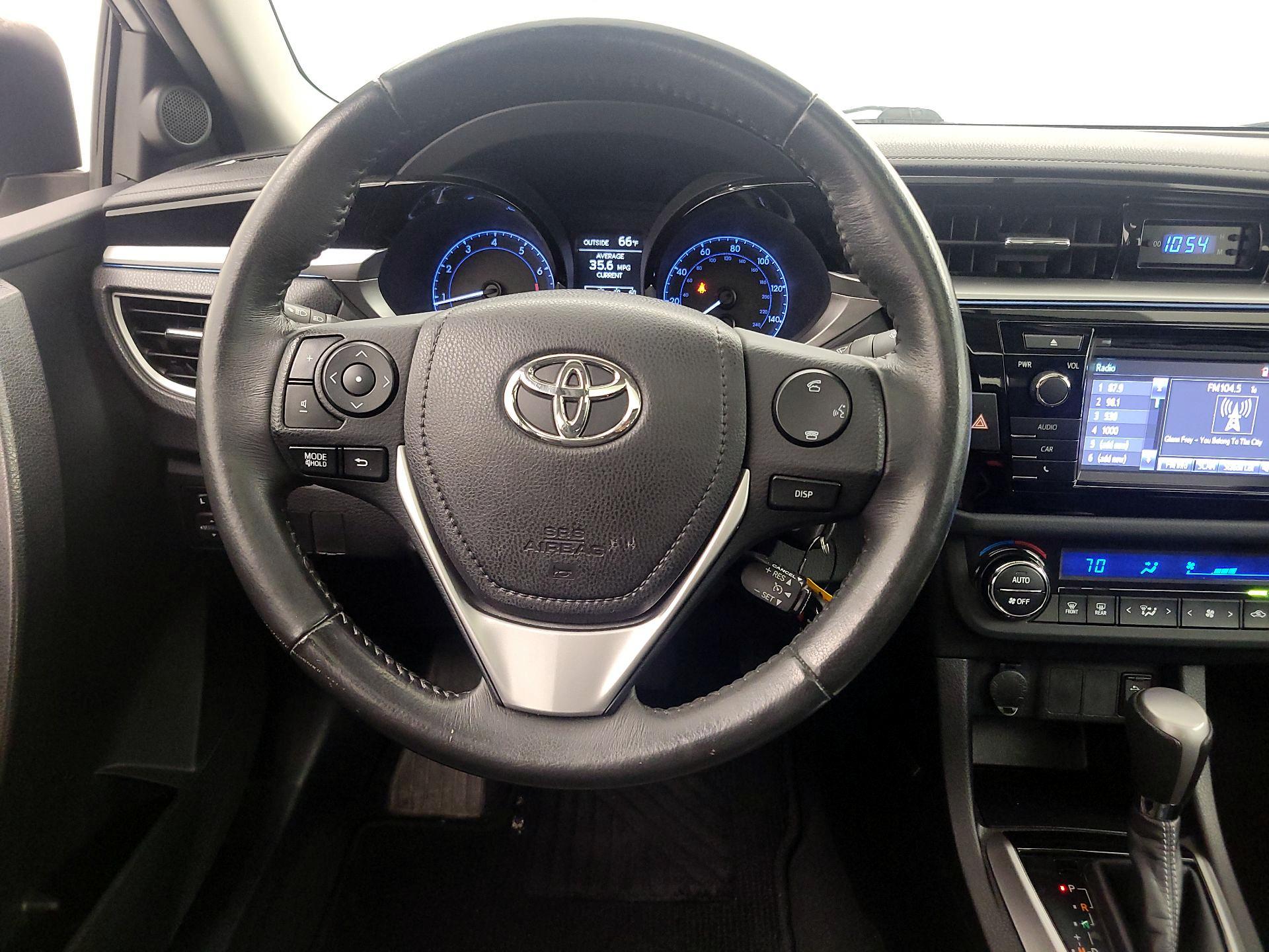 Thumbnail: 2014 Toyota Corolla - 10