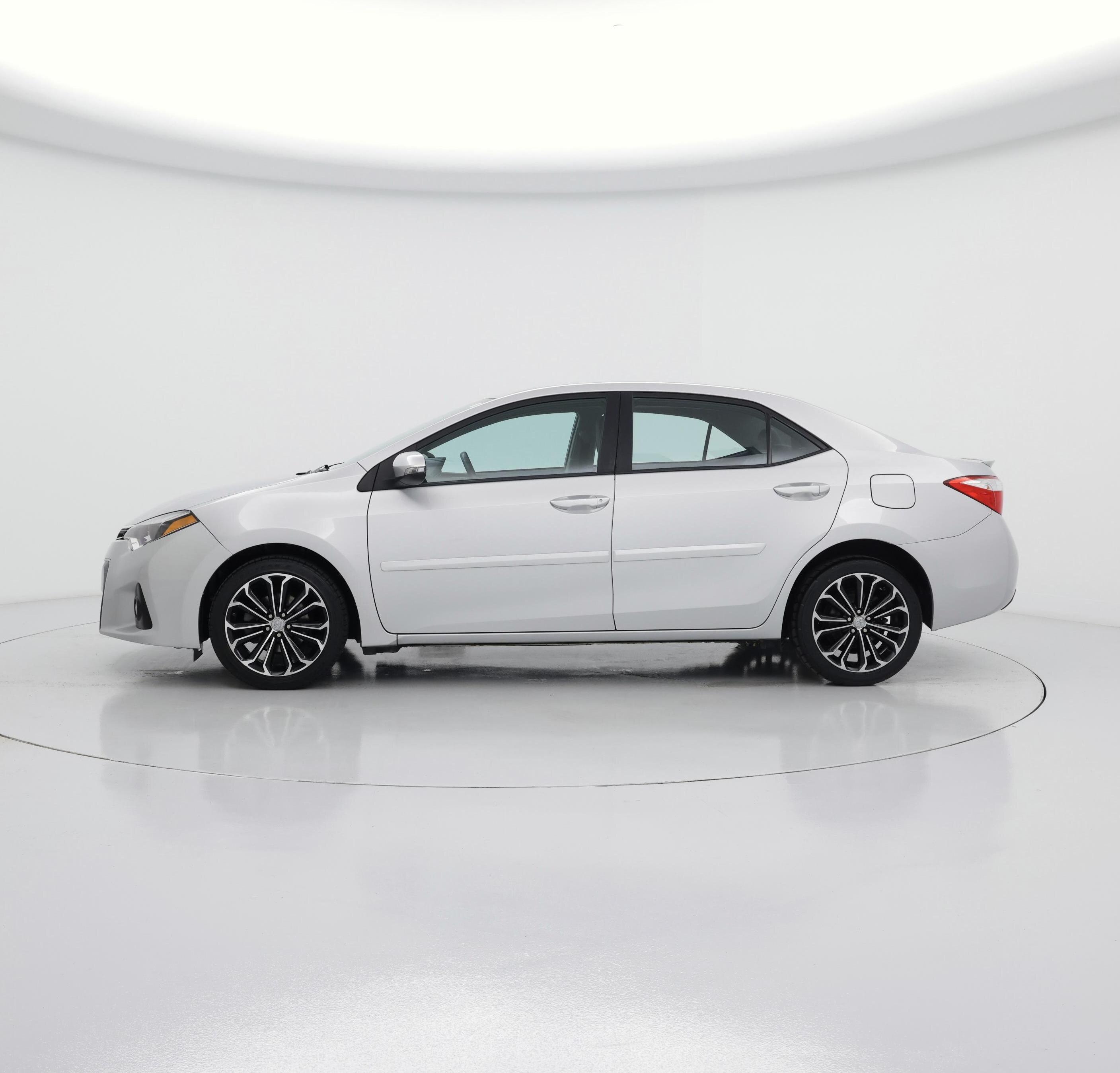 Thumbnail: 2014 Toyota Corolla - 3