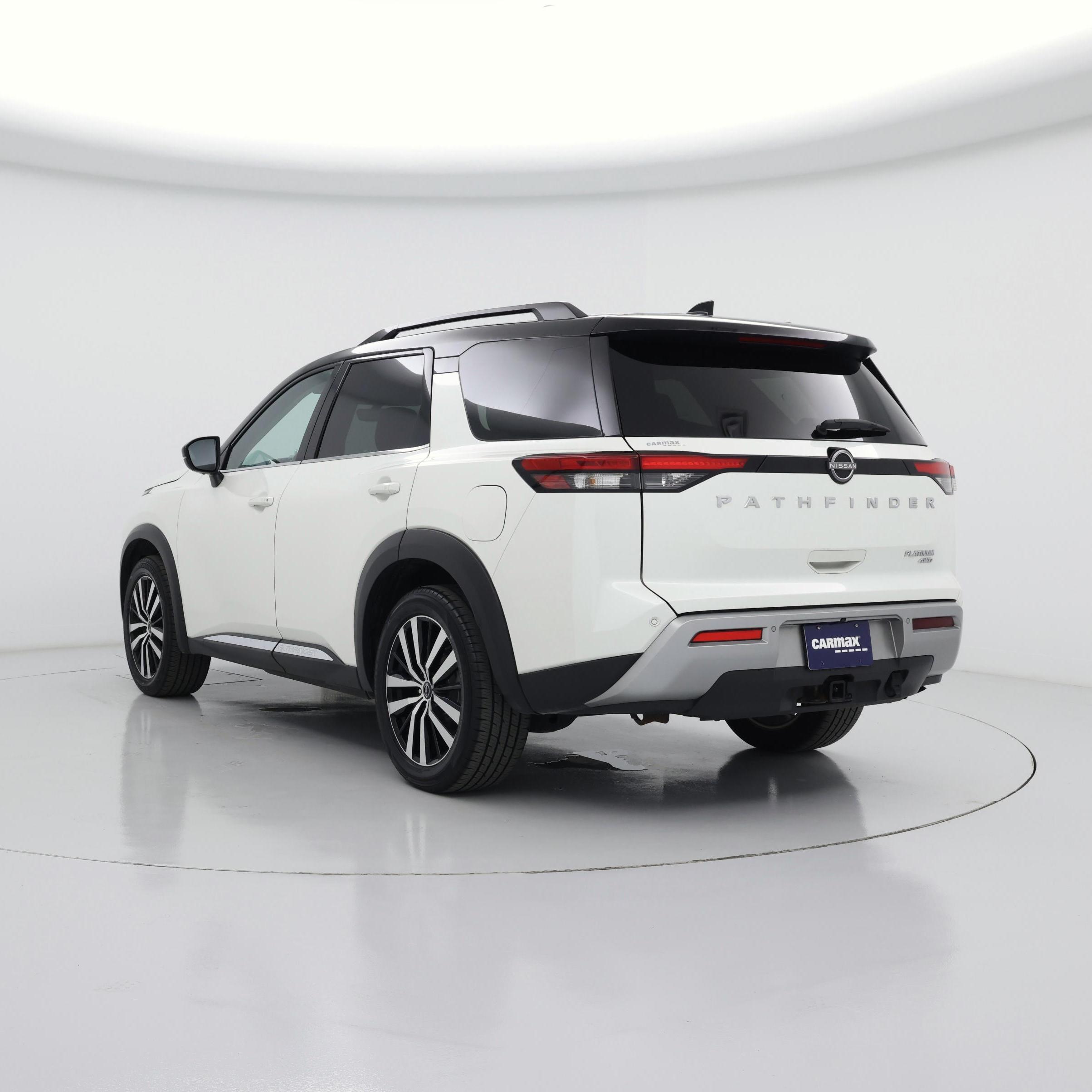 Thumbnail: 2023 Nissan Pathfinder - 2