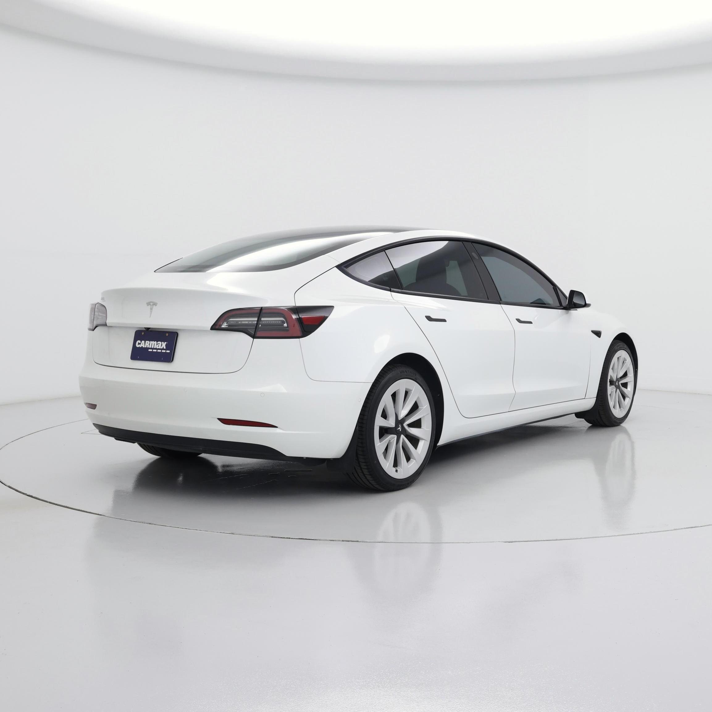 Thumbnail: 2021 Tesla Model 3 - 8