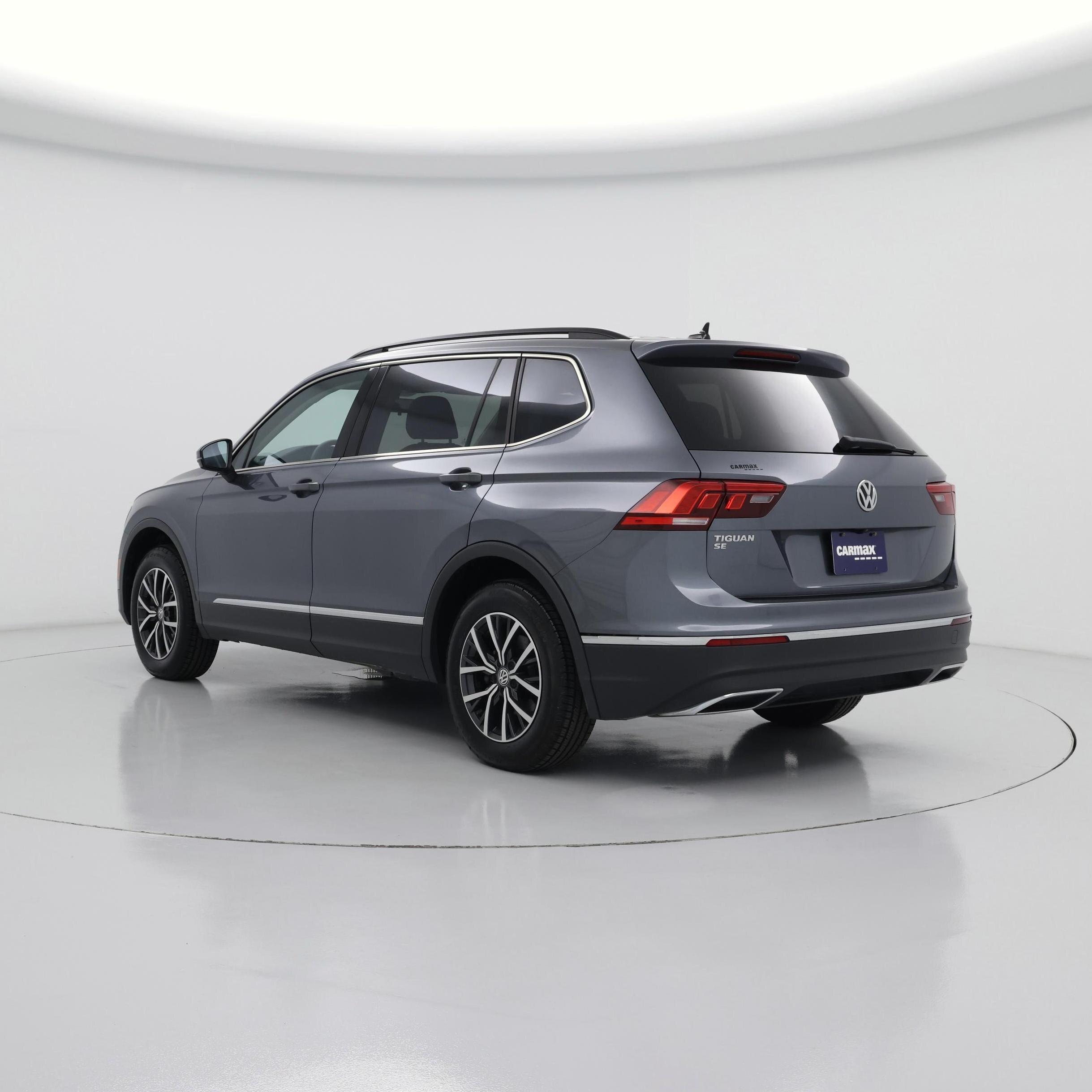 Thumbnail: 2020 Volkswagen Tiguan - 2
