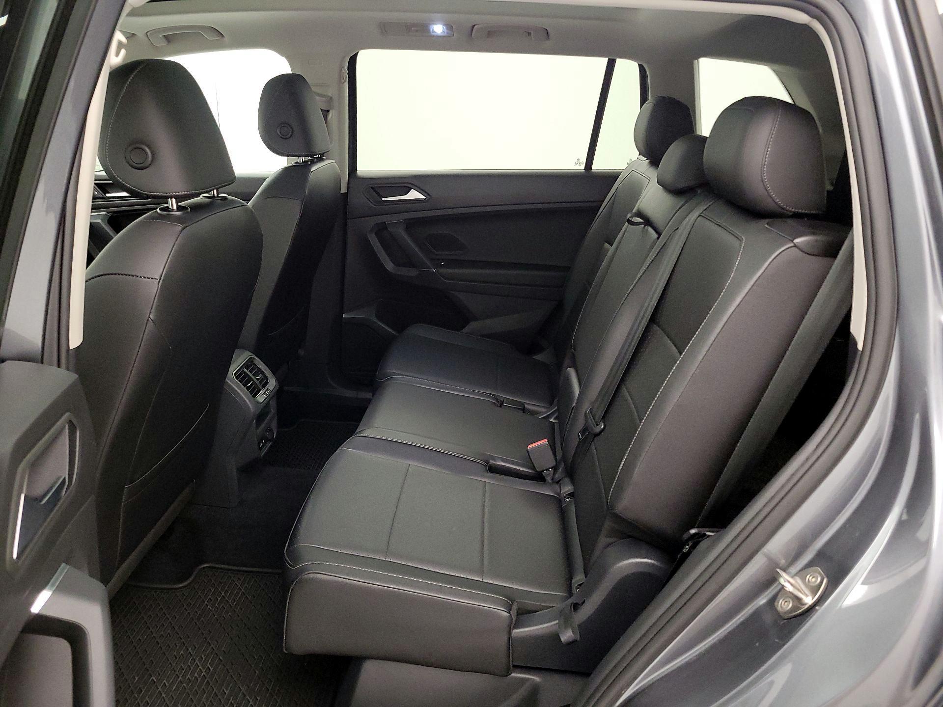 Thumbnail: 2020 Volkswagen Tiguan - 20