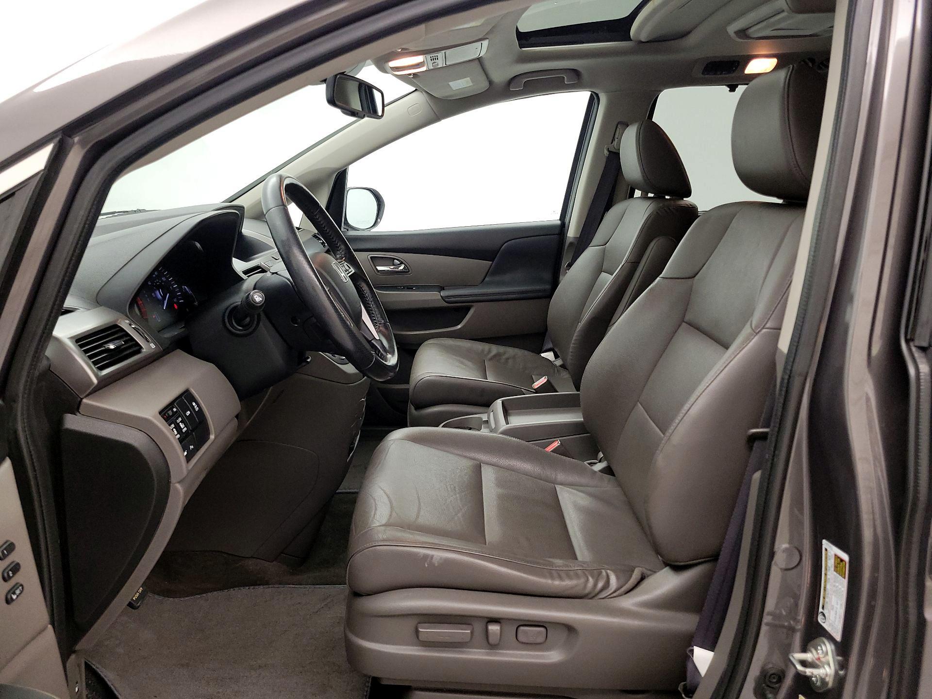 Thumbnail: 2016 Honda Odyssey - 11