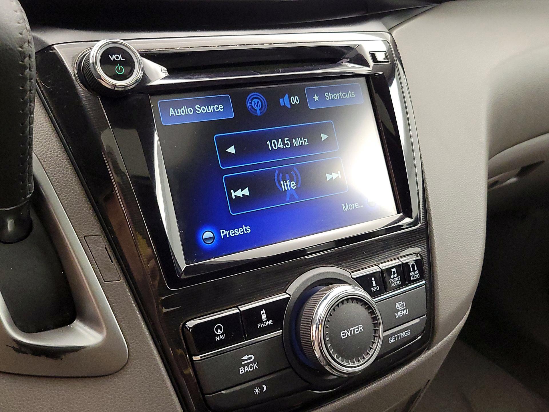 Thumbnail: 2016 Honda Odyssey - 16