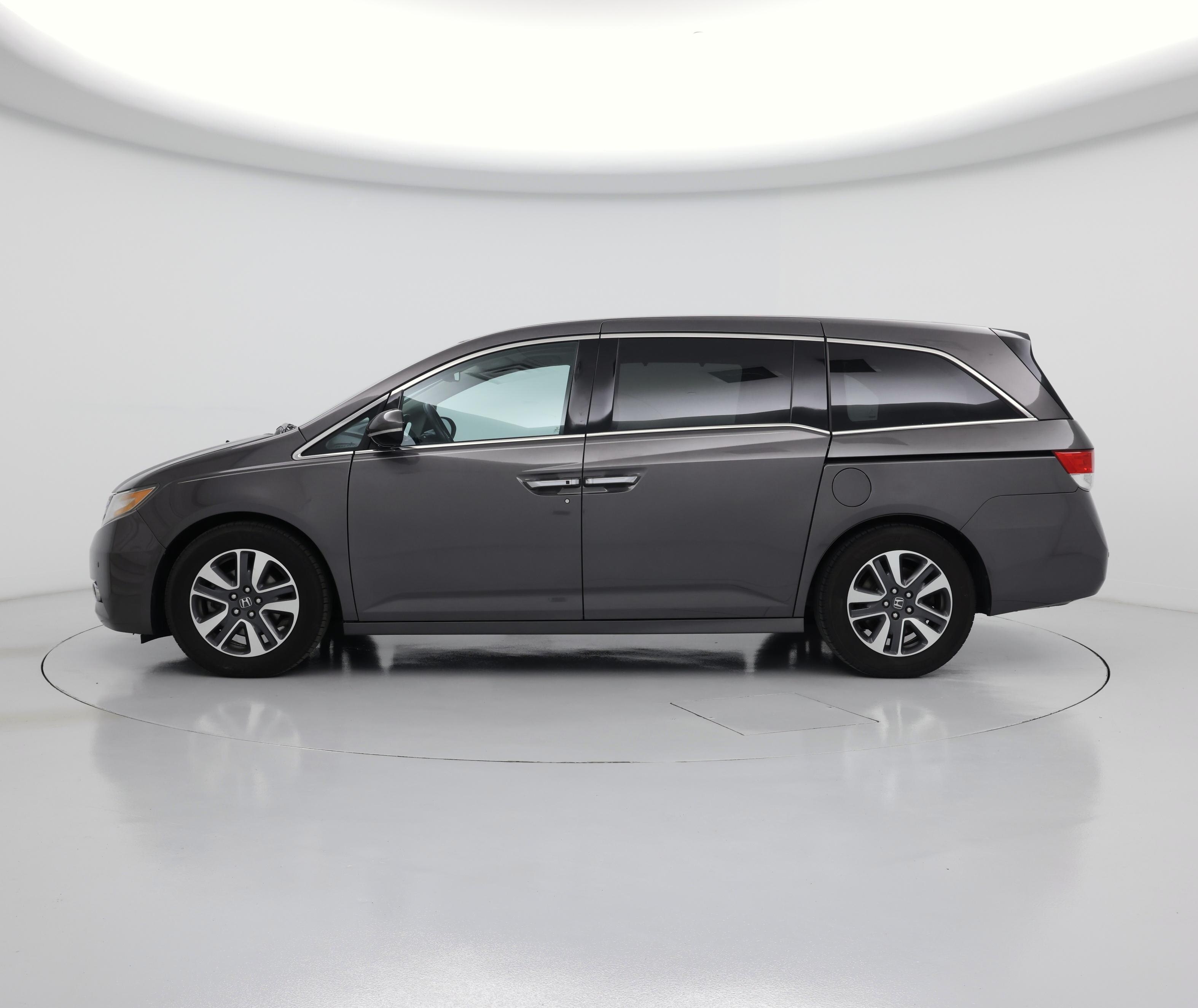 Thumbnail: 2016 Honda Odyssey - 3