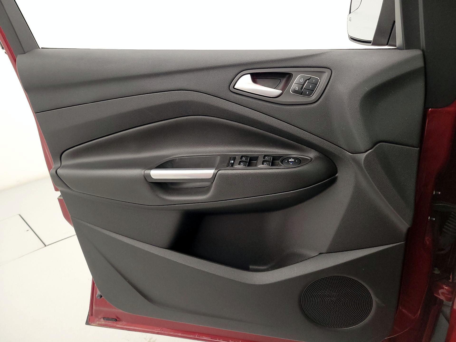 Thumbnail: 2014 Ford Escape - 12