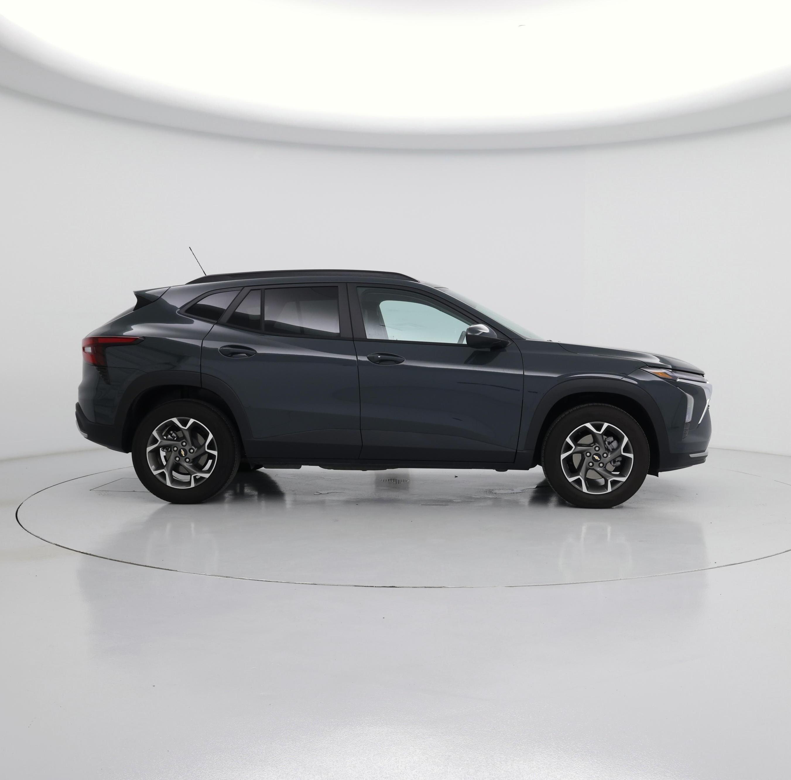 Thumbnail: 2025 Chevrolet Trax - 7