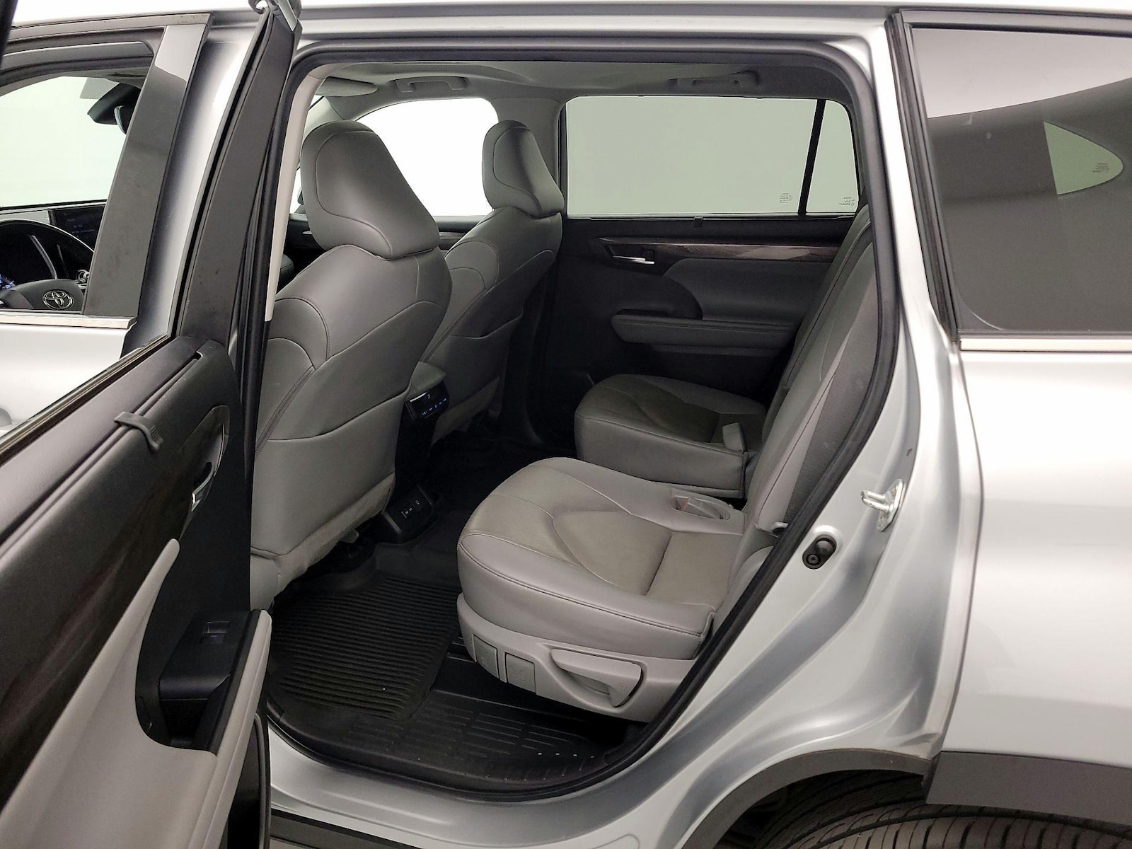 Rear Air Conditioning