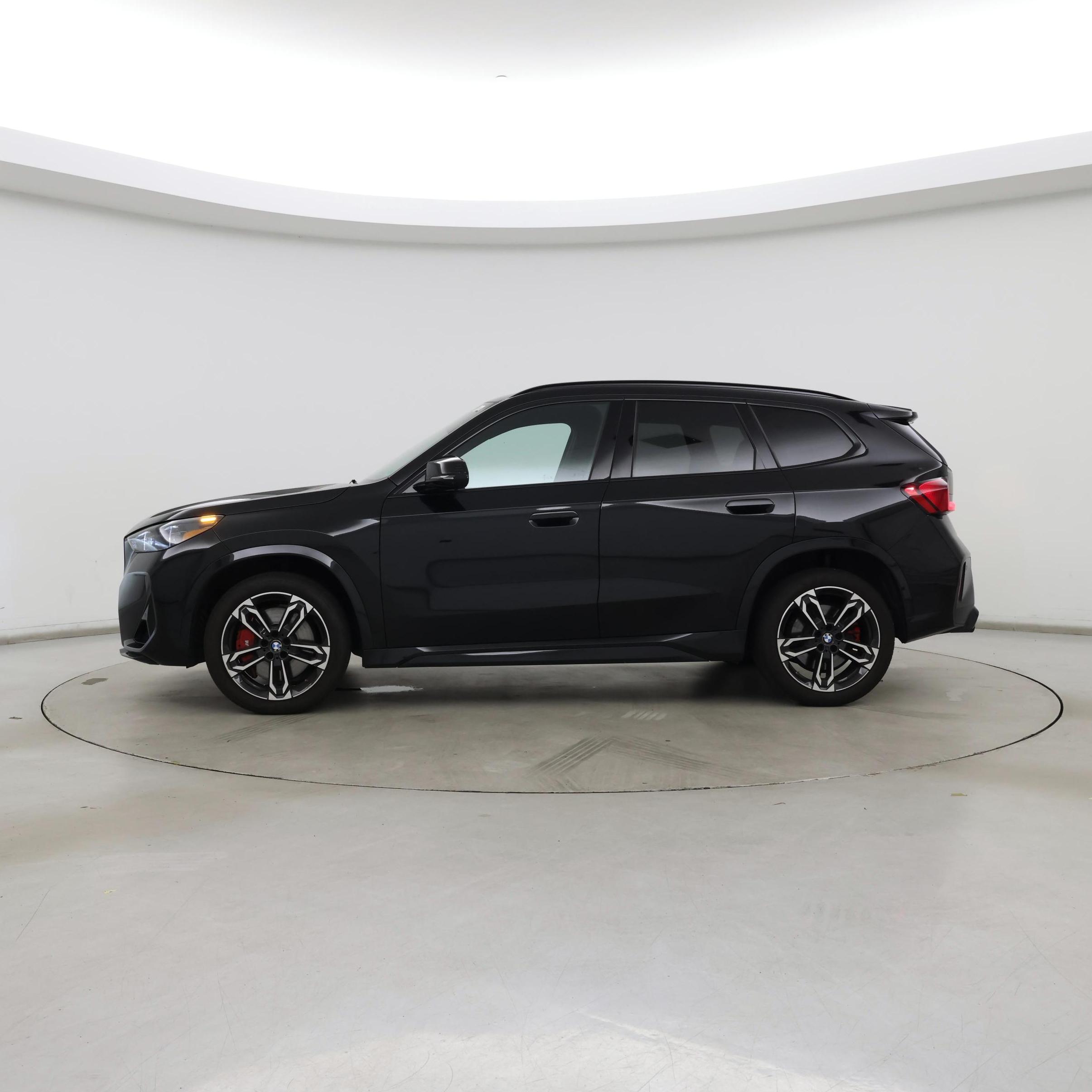 Thumbnail: 2024 BMW X1 - 3