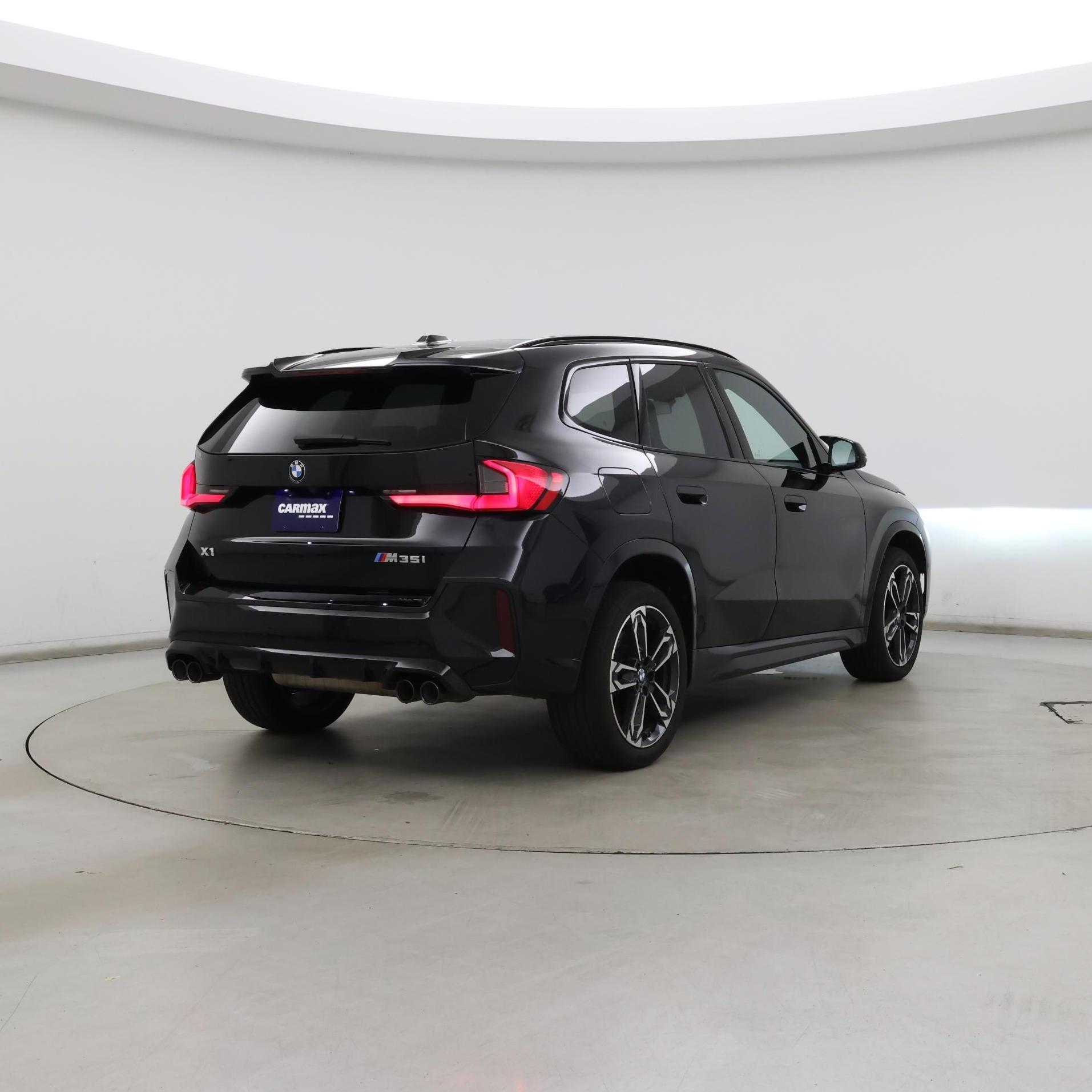 Thumbnail: 2024 BMW X1 - 8