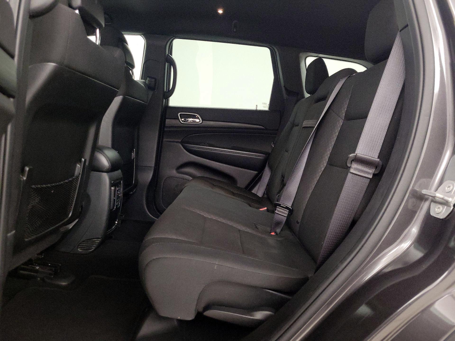 Thumbnail: 2019 Jeep Grand Cherokee - 20