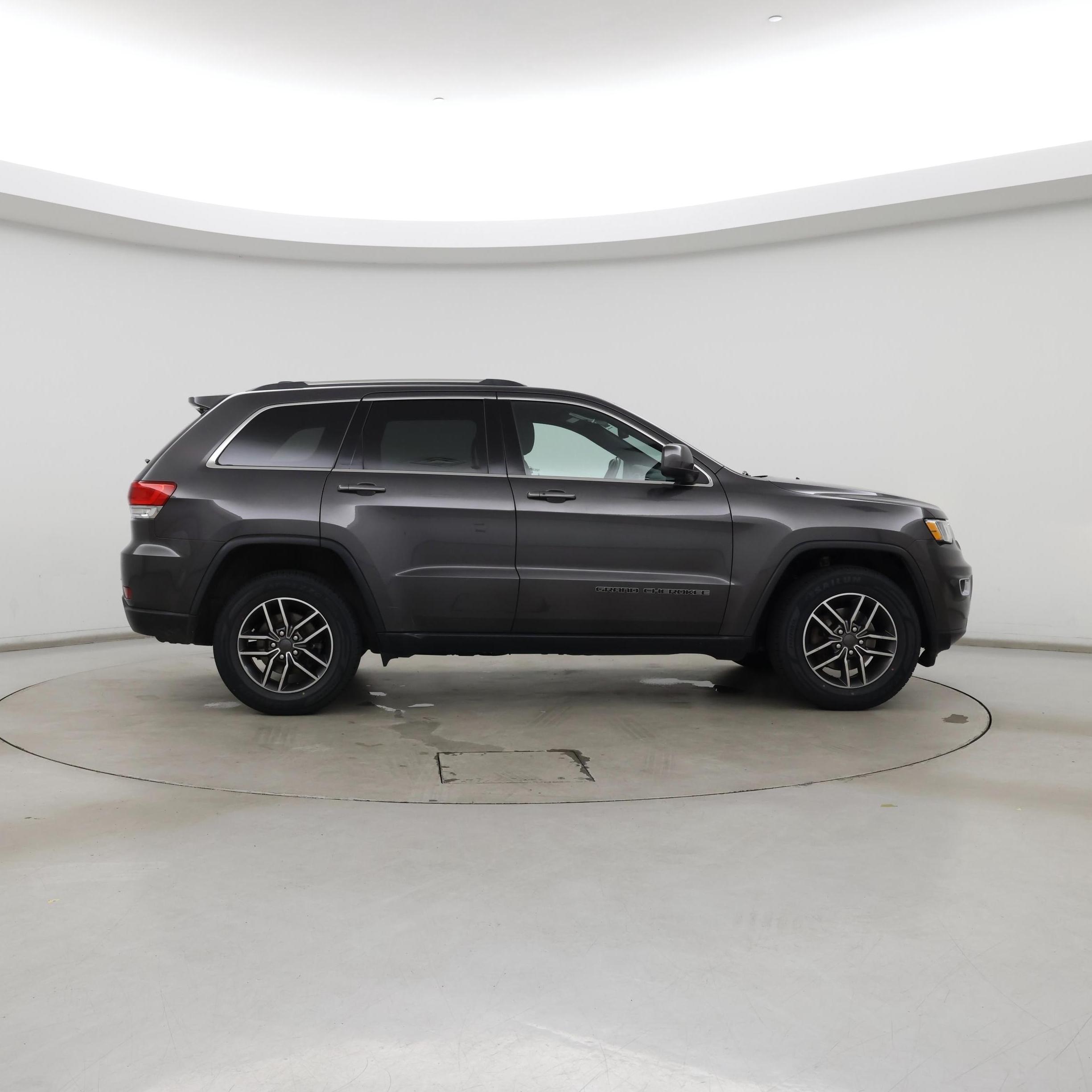 Thumbnail: 2019 Jeep Grand Cherokee - 7