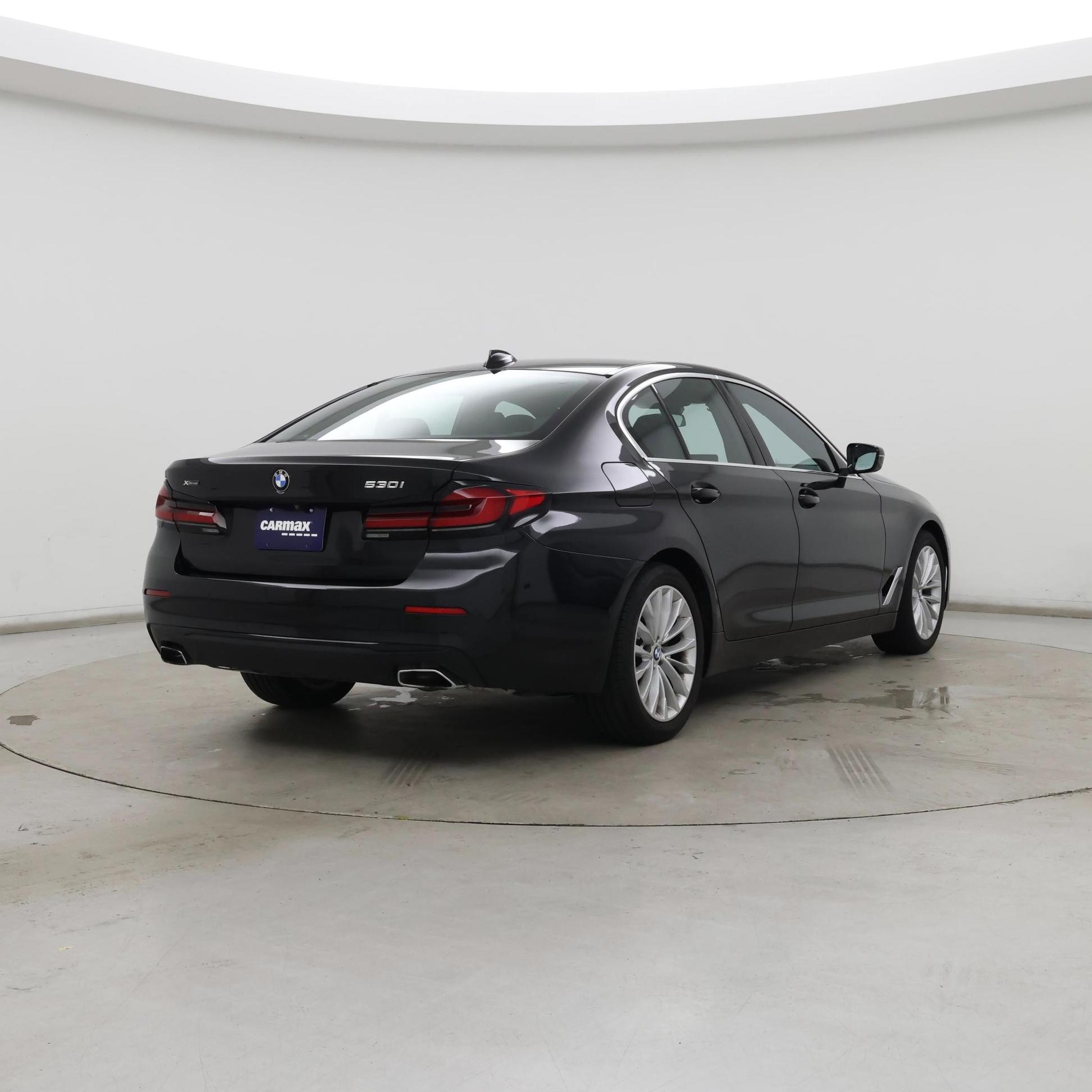 Thumbnail: 2021 BMW 5 Series - 8