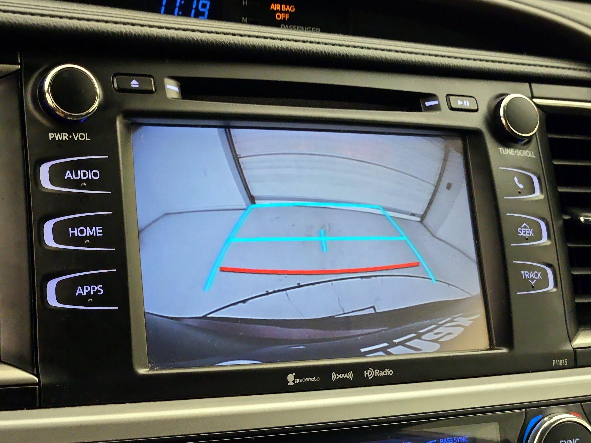 Thumbnail: 2019 Toyota Highlander - 13