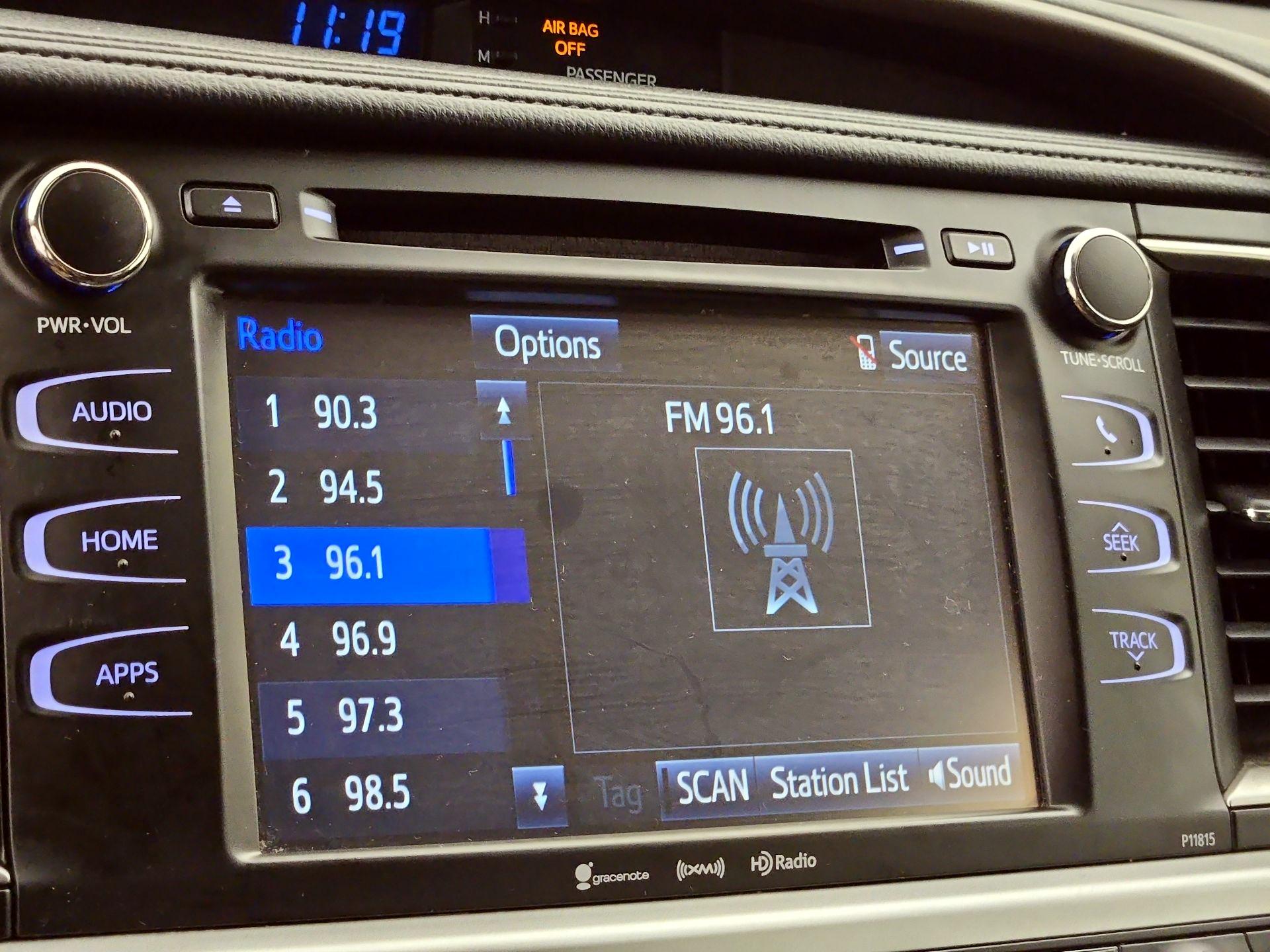 Thumbnail: 2019 Toyota Highlander - 14
