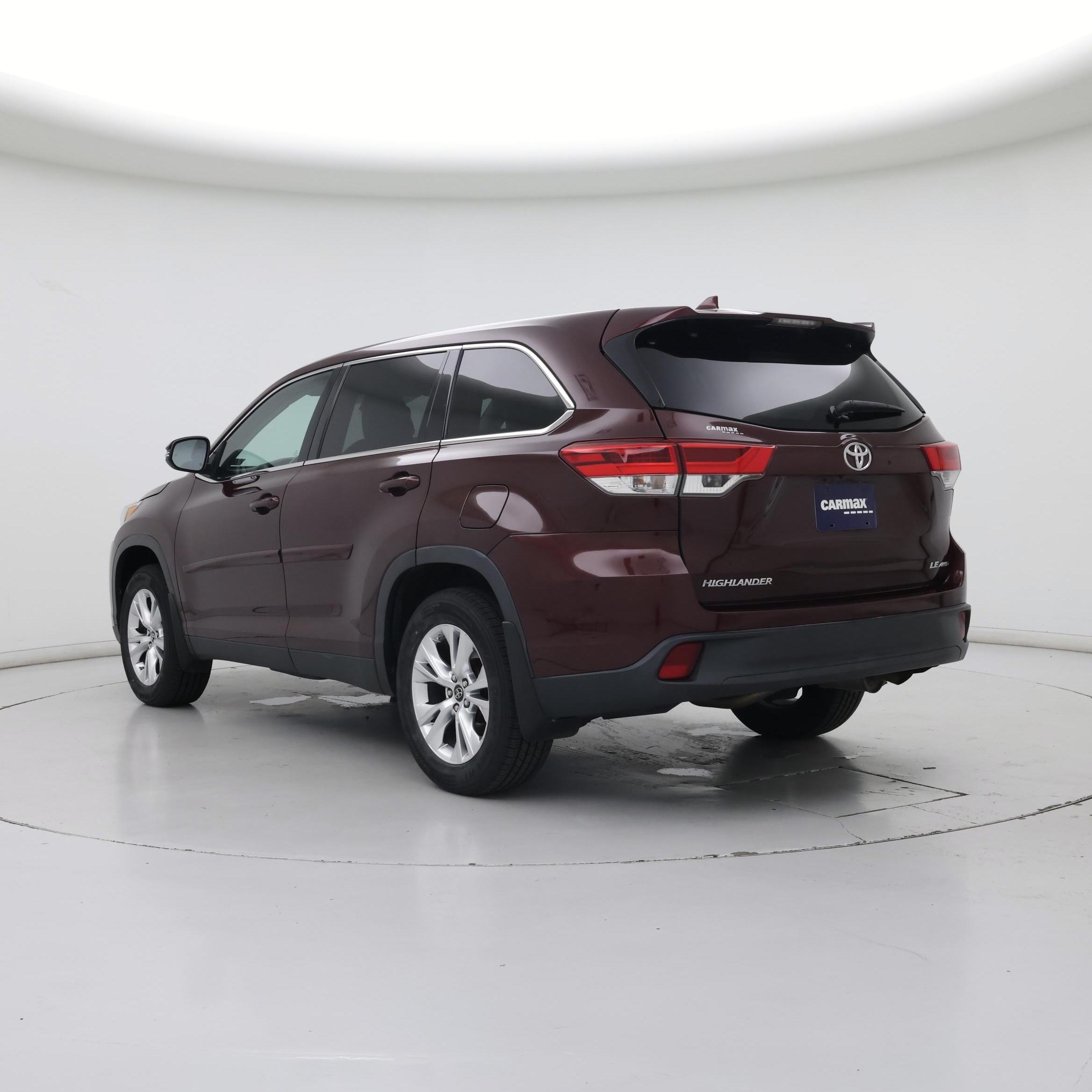 Thumbnail: 2019 Toyota Highlander - 2