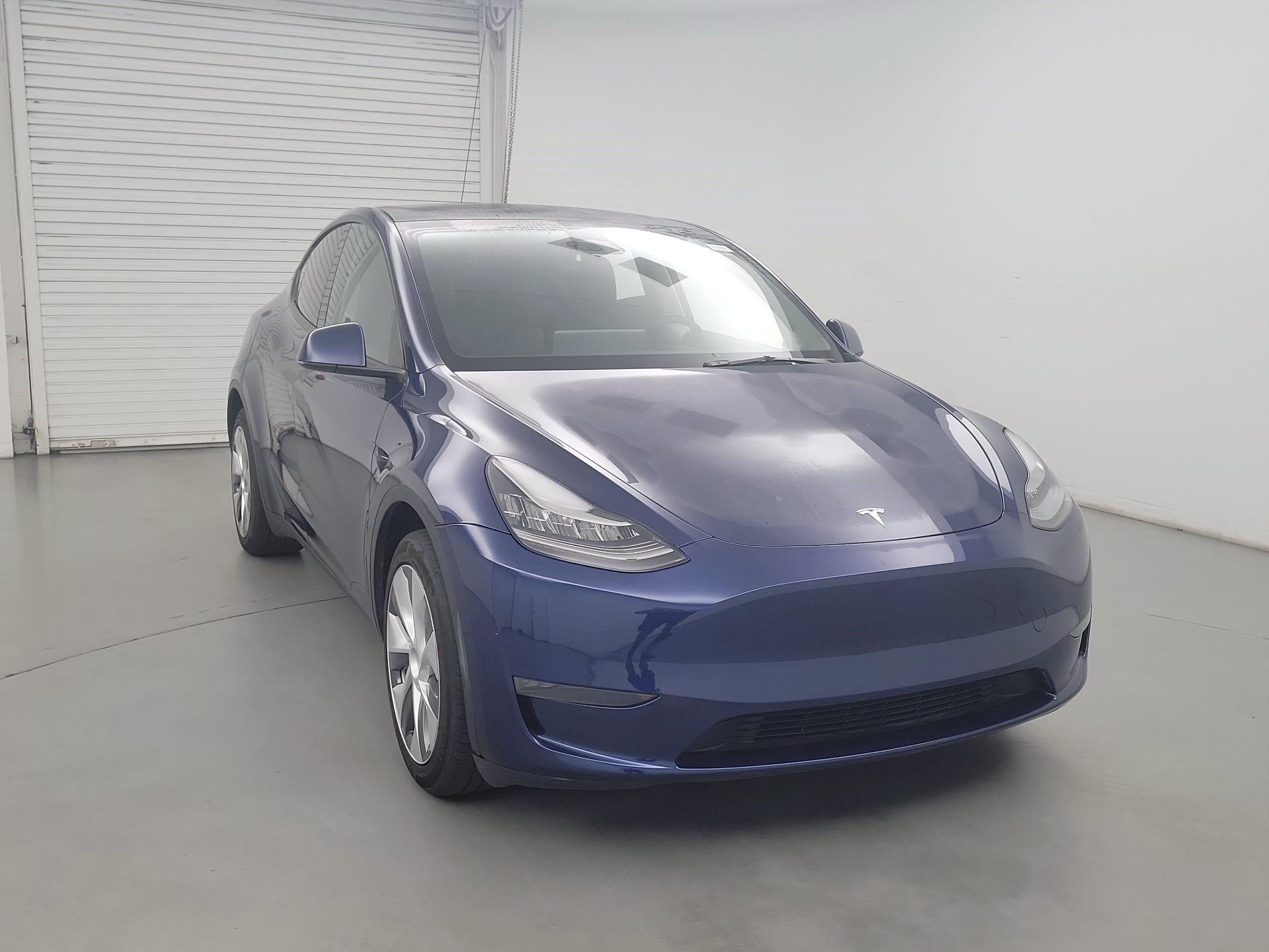 Thumbnail: 2023 Tesla Model Y - 1