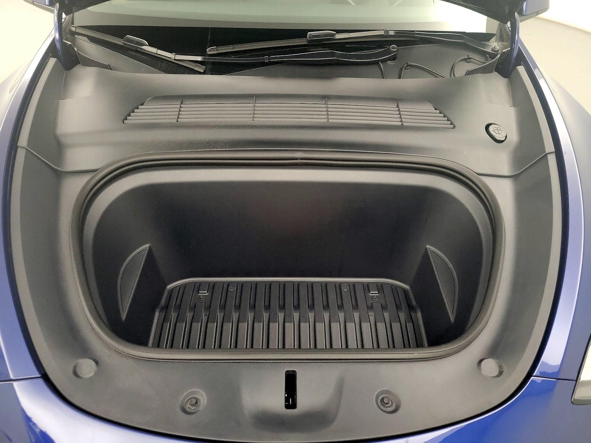 Thumbnail: 2023 Tesla Model Y - 19