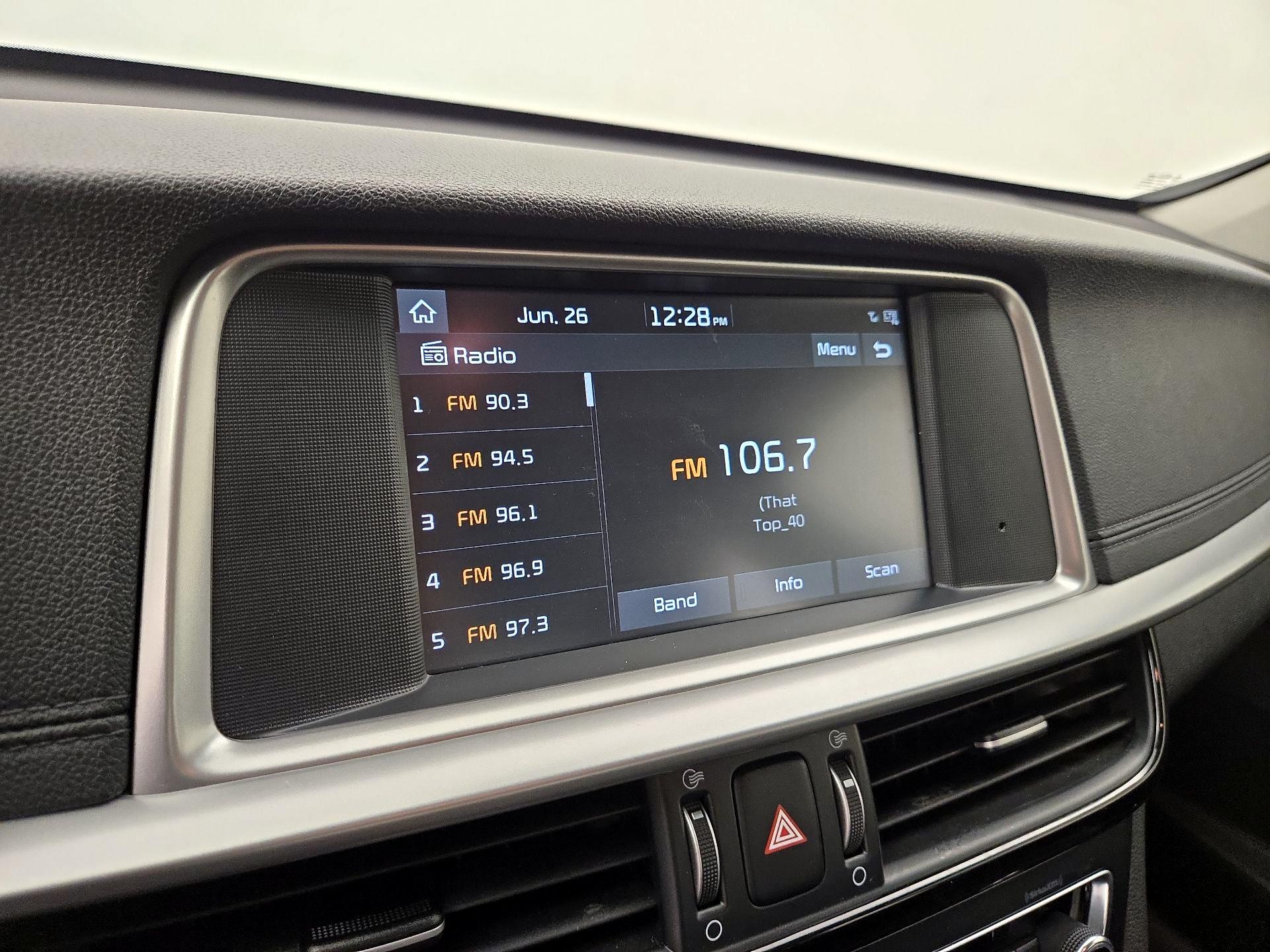 Thumbnail: 2019 Kia Optima - 15