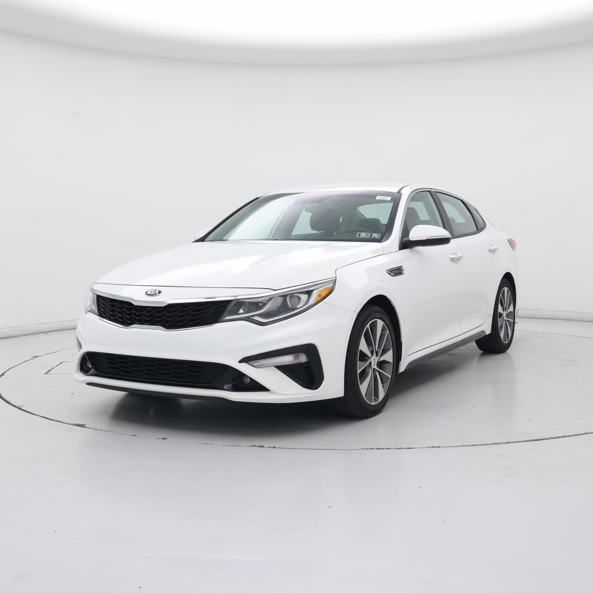 Thumbnail: 2019 Kia Optima - 4