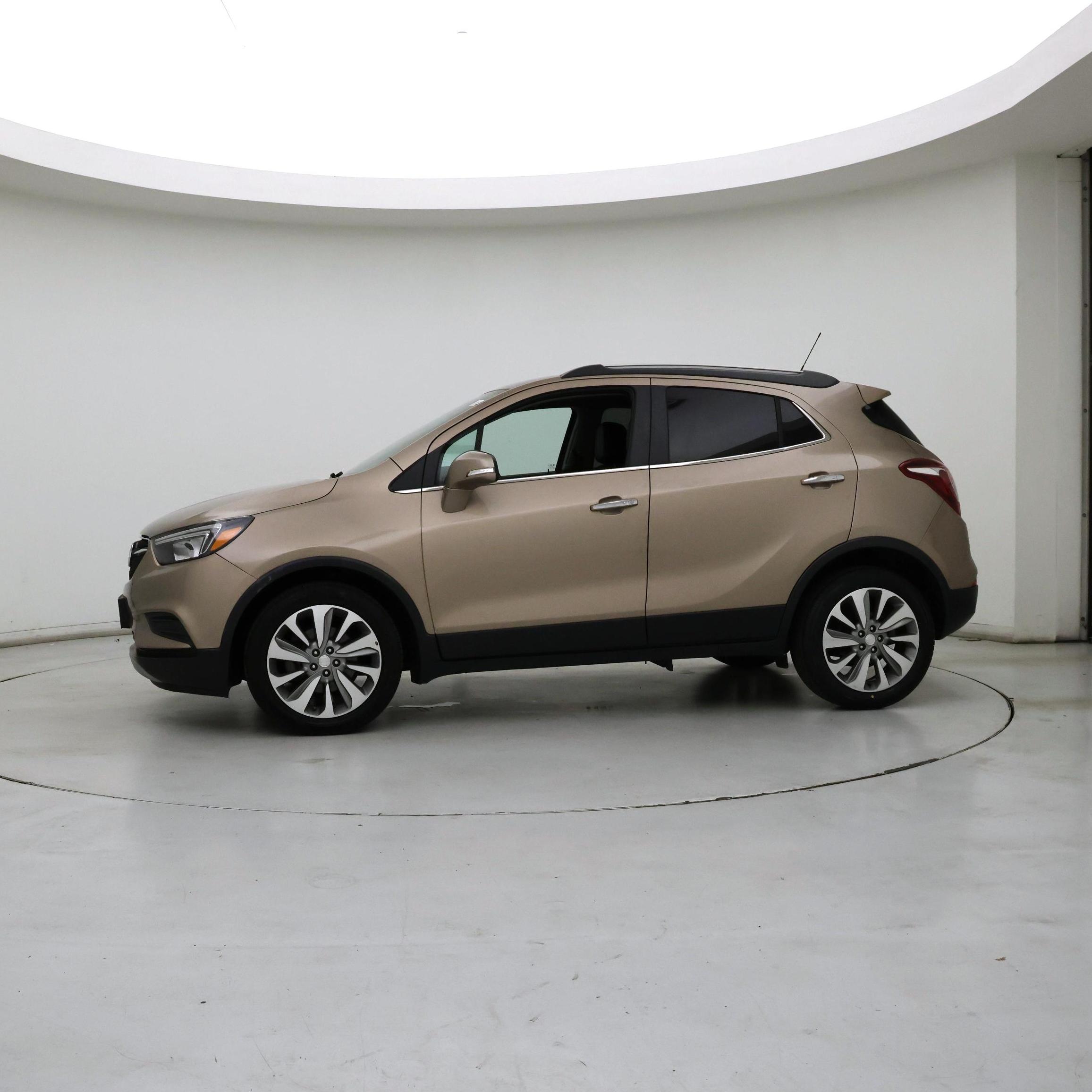 Thumbnail: 2019 Buick Encore - 3