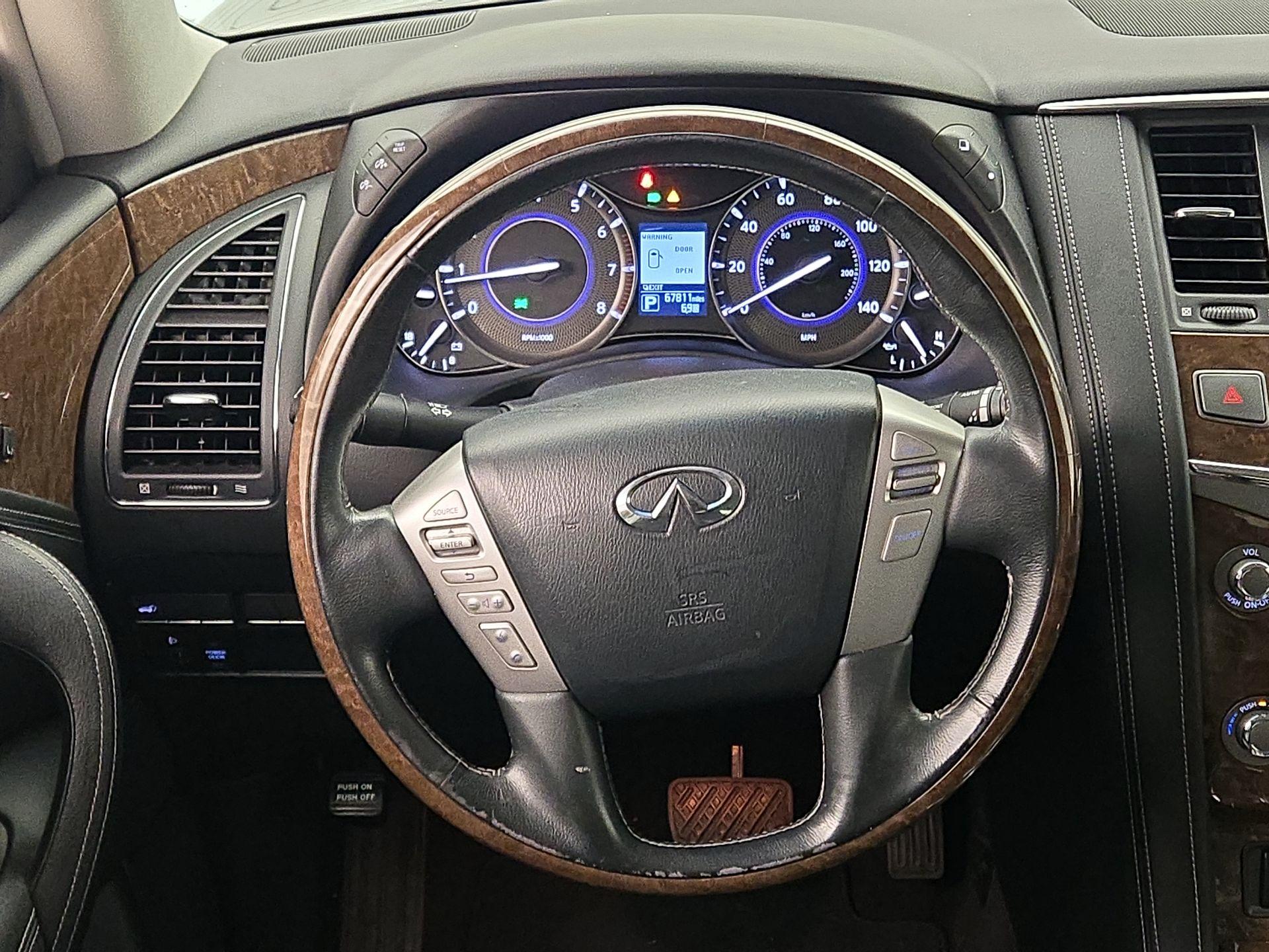 Thumbnail: 2017 INFINITI QX80 - 10