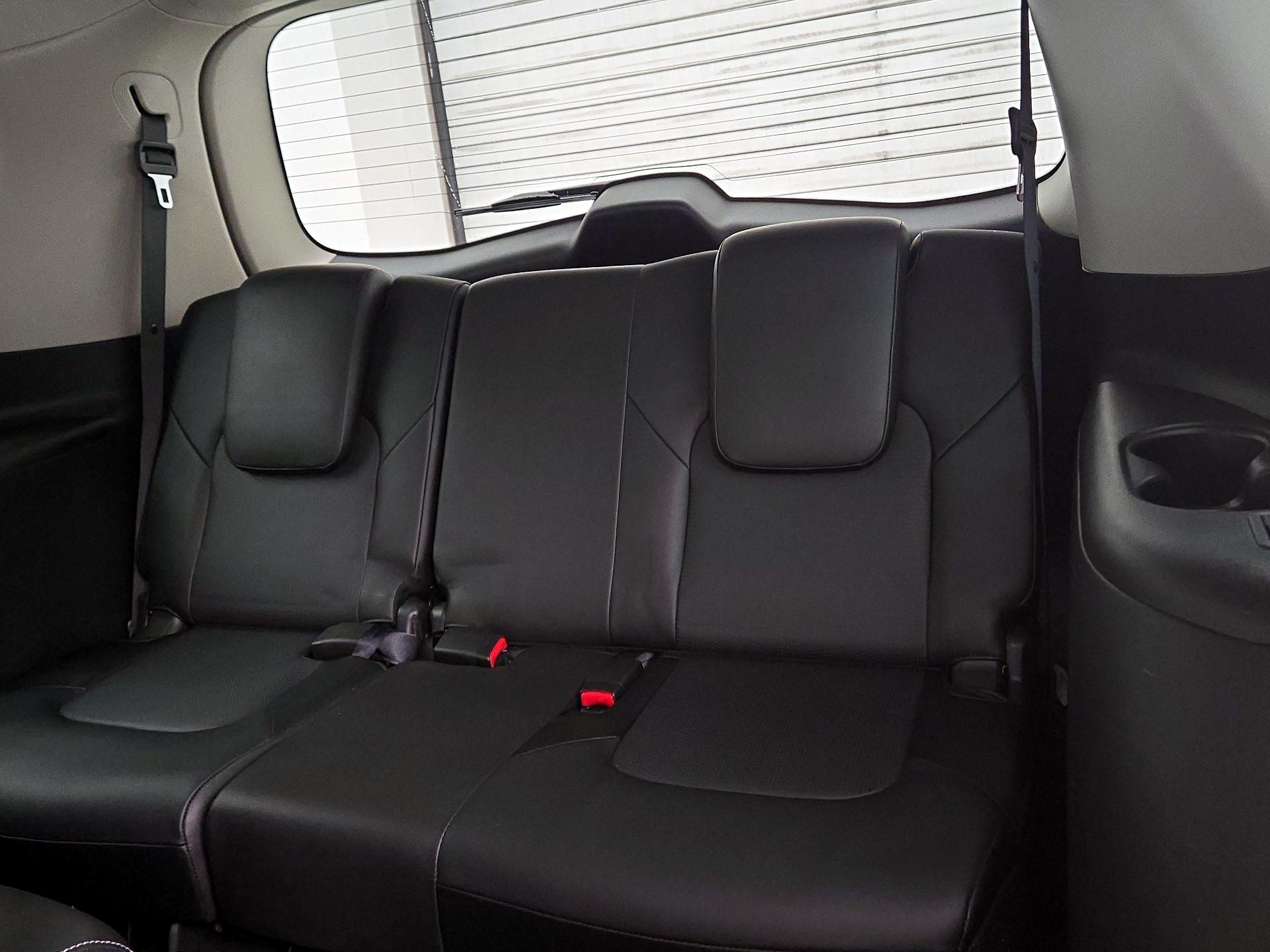 Thumbnail: 2017 INFINITI QX80 - 18