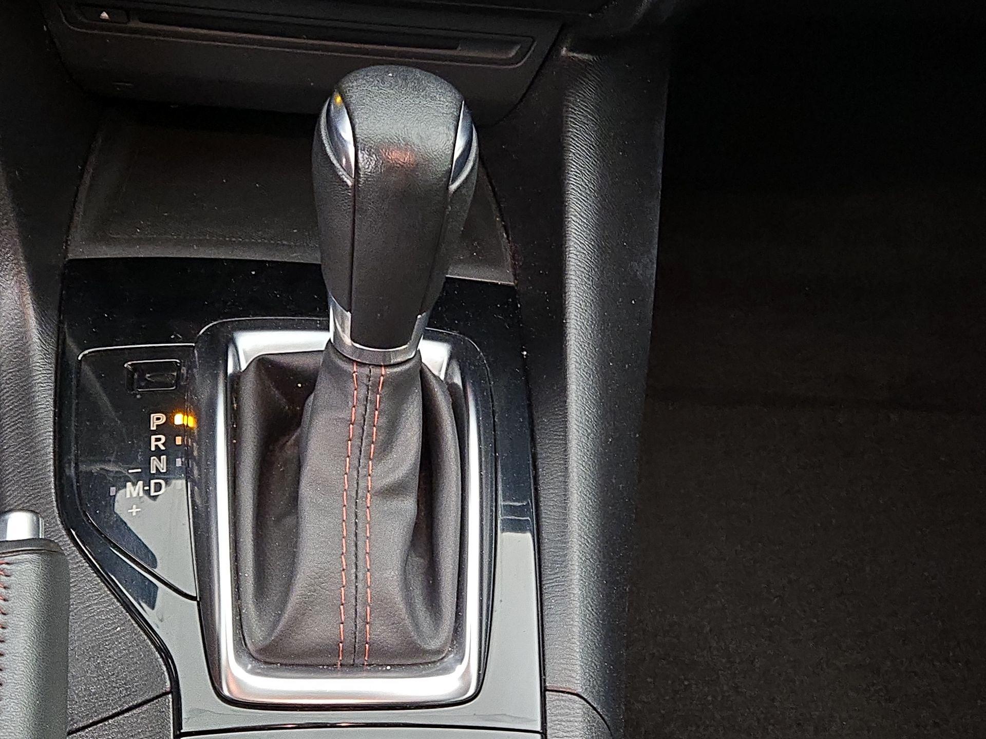 Thumbnail: 2015 Mazda Mazda3 - 17