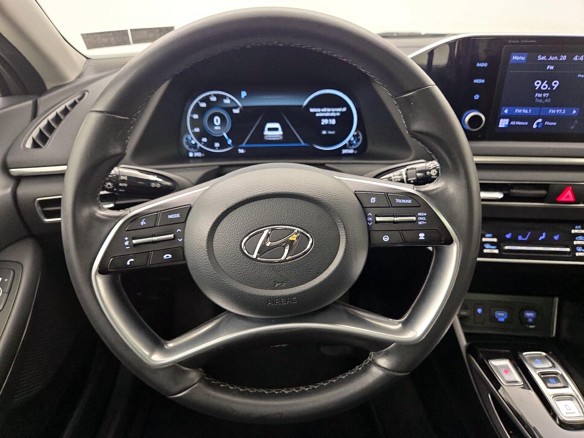 Thumbnail: 2022 Hyundai Sonata - 10