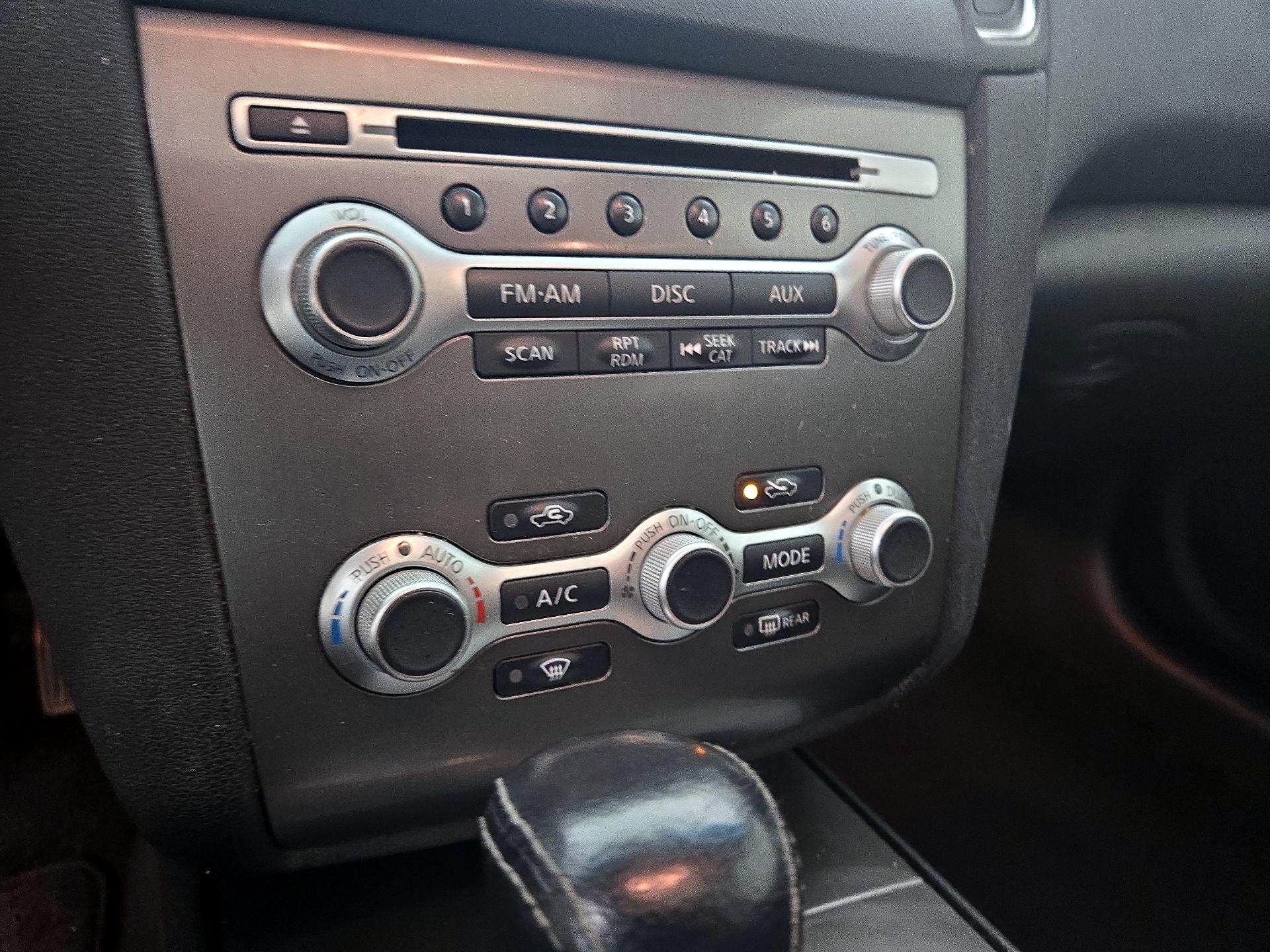 Thumbnail: 2014 Nissan Maxima - 16