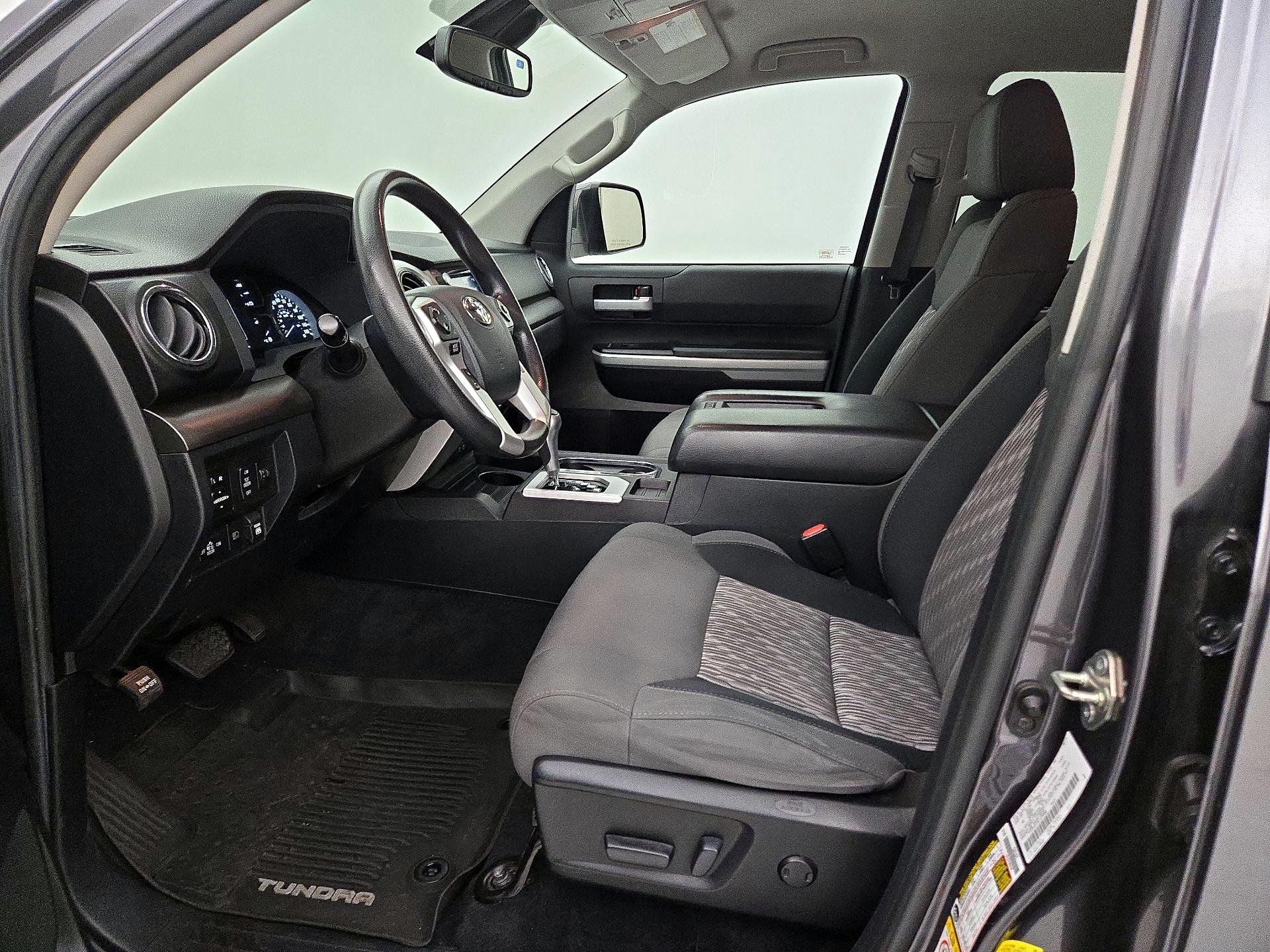 Thumbnail: 2020 Toyota Tundra - 11