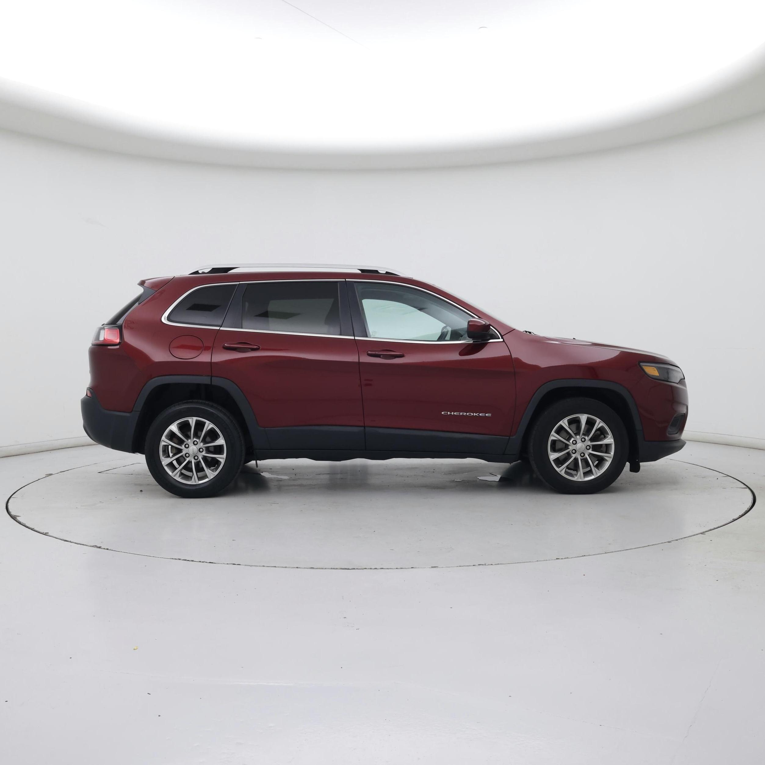 Thumbnail: 2019 Jeep Cherokee - 7