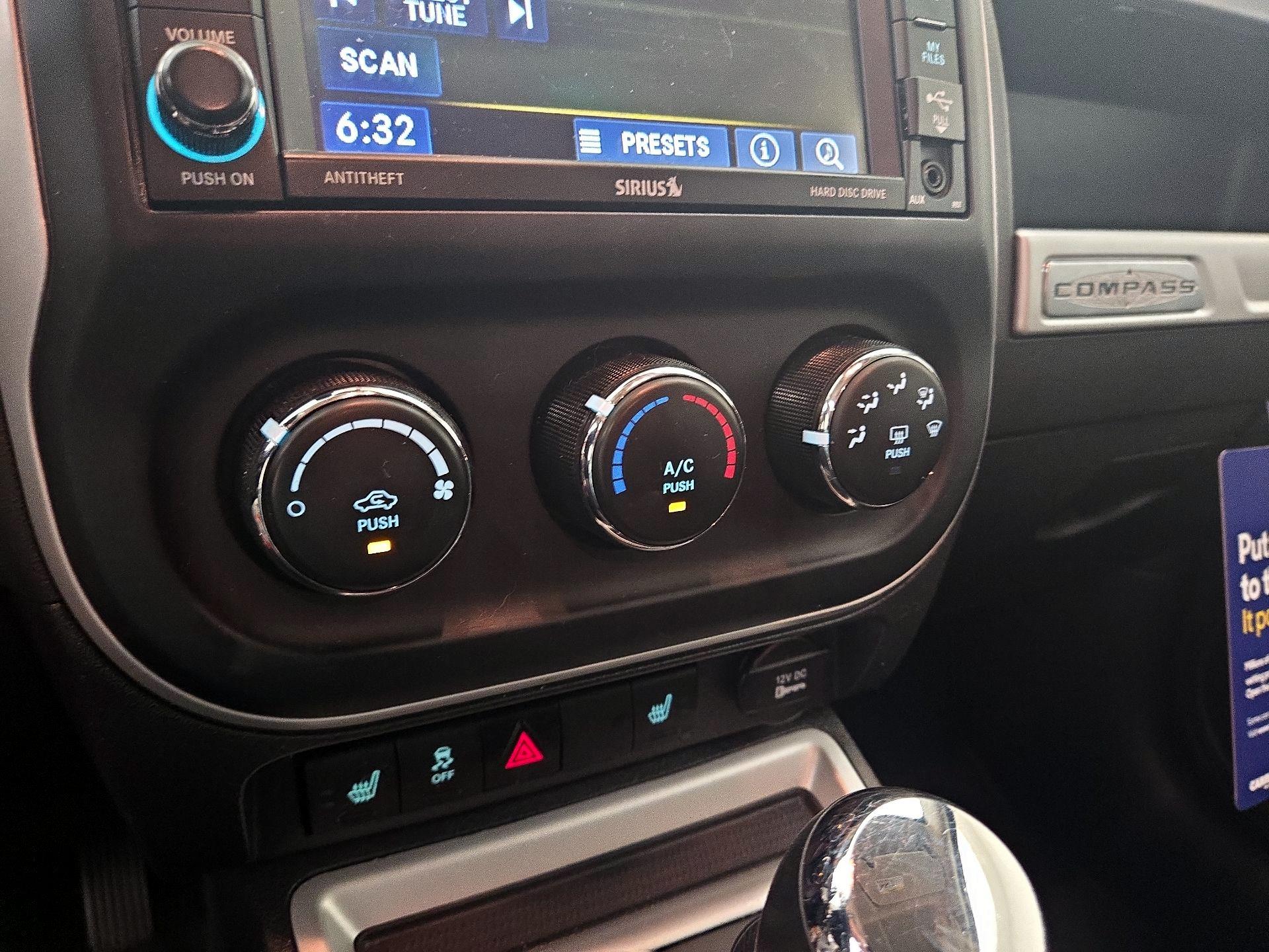 Thumbnail: 2017 Jeep Compass - 15