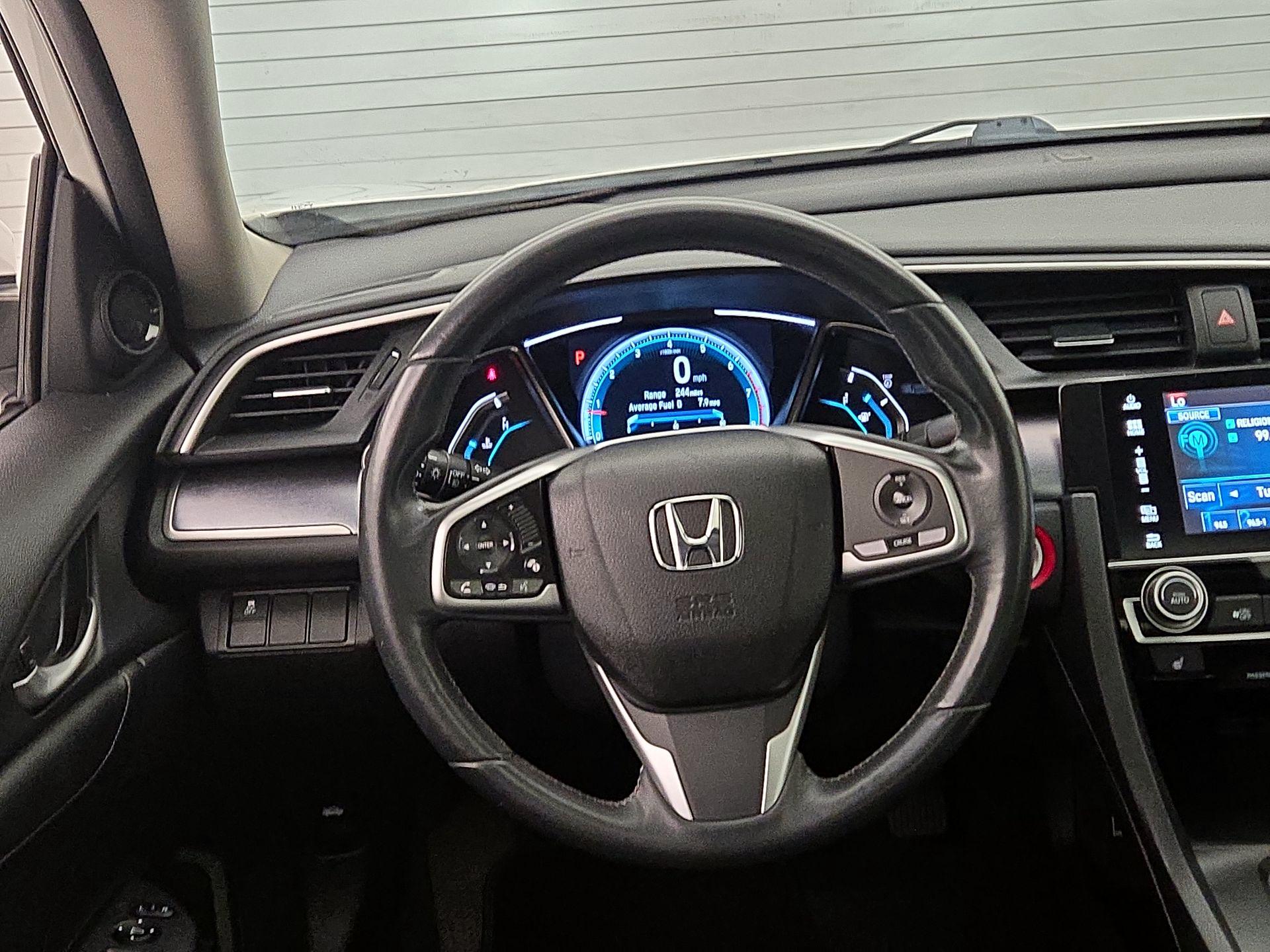 Thumbnail: 2017 Honda Civic - 10