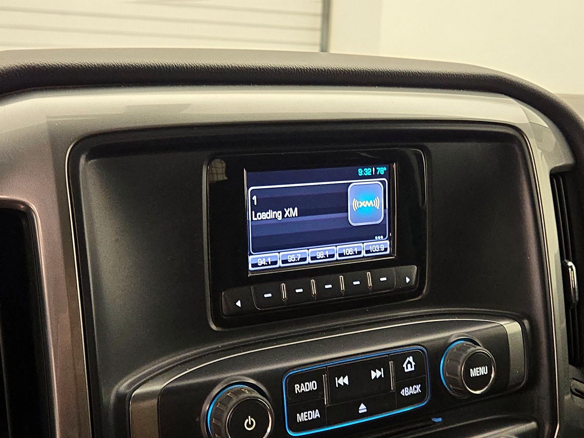 Thumbnail: 2015 Chevrolet Silverado 2500 - 14