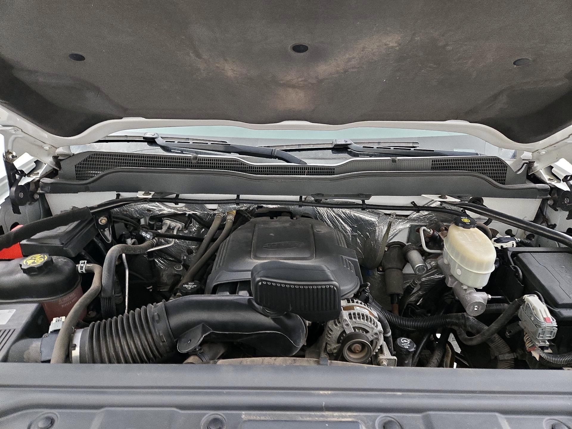 Thumbnail: 2015 Chevrolet Silverado 2500 - 19