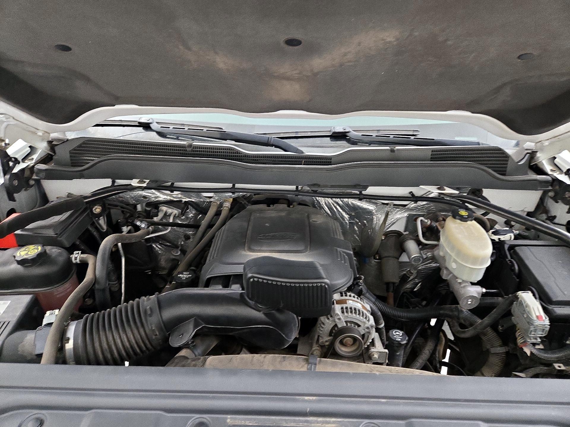 Thumbnail: 2015 Chevrolet Silverado 2500 - 20